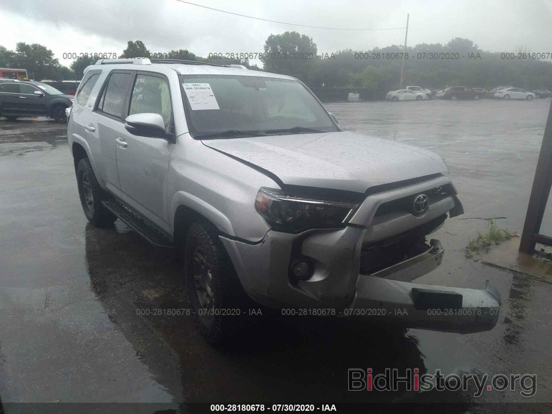 Photo JTEBU5JR2J5588197 - TOYOTA 4RUNNER 2018