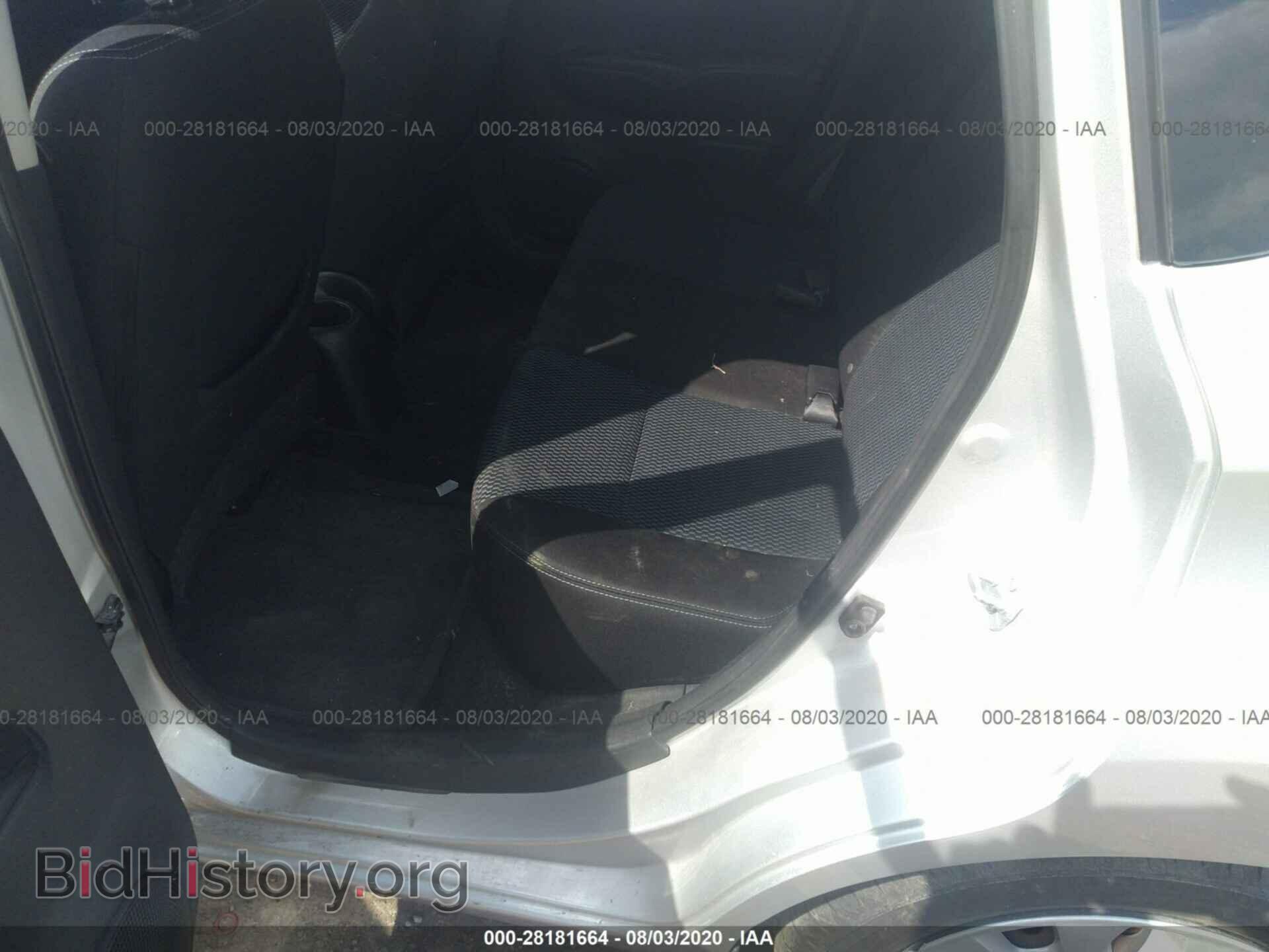 2014 NISSAN VERSA NOTE - VIN: 3N1CE2CP3EL416141 - Фото 8