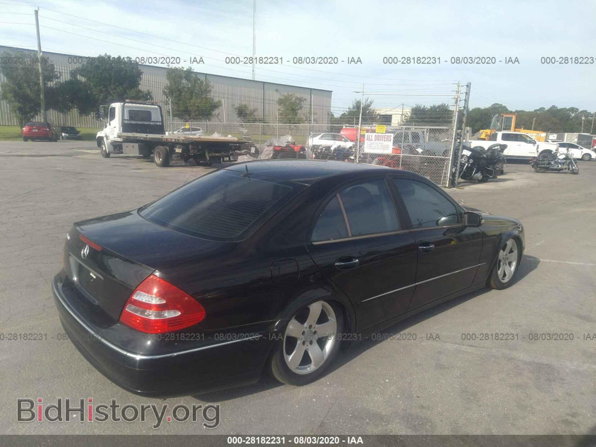 2003 MERCEDES-BENZ E-CLASS - VIN: WDBUF70J93A133922 - Фото 4