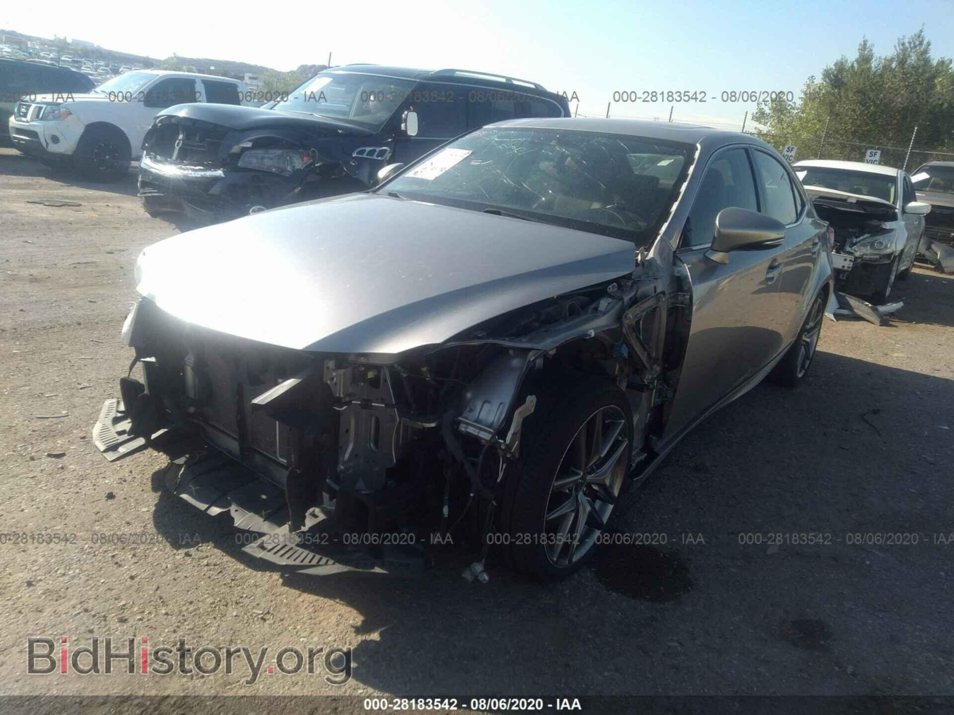 2016 LEXUS IS 200T - VIN: JTHBA1D28G5006549 - Фото 2