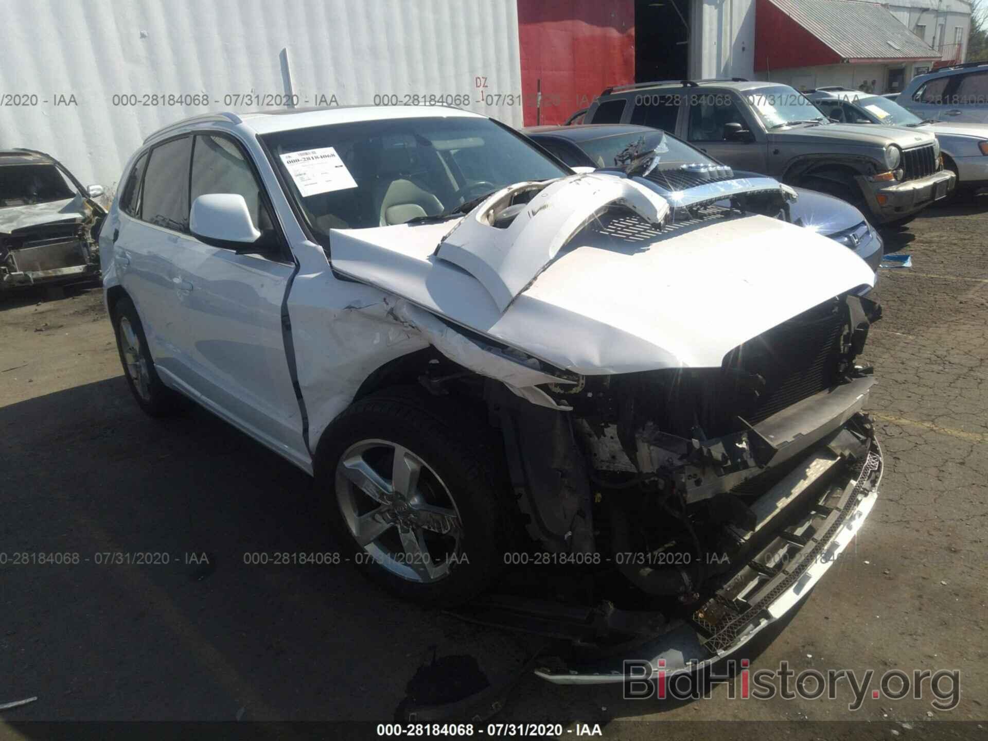 Photo WA1LFAFP8CA111314 - AUDI Q5 2012