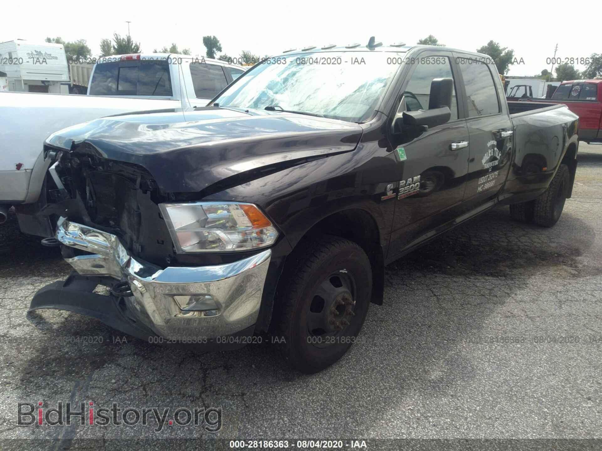 2017 RAM 3500 - VIN: 3C63RPHL8HG770147 - Фото 2