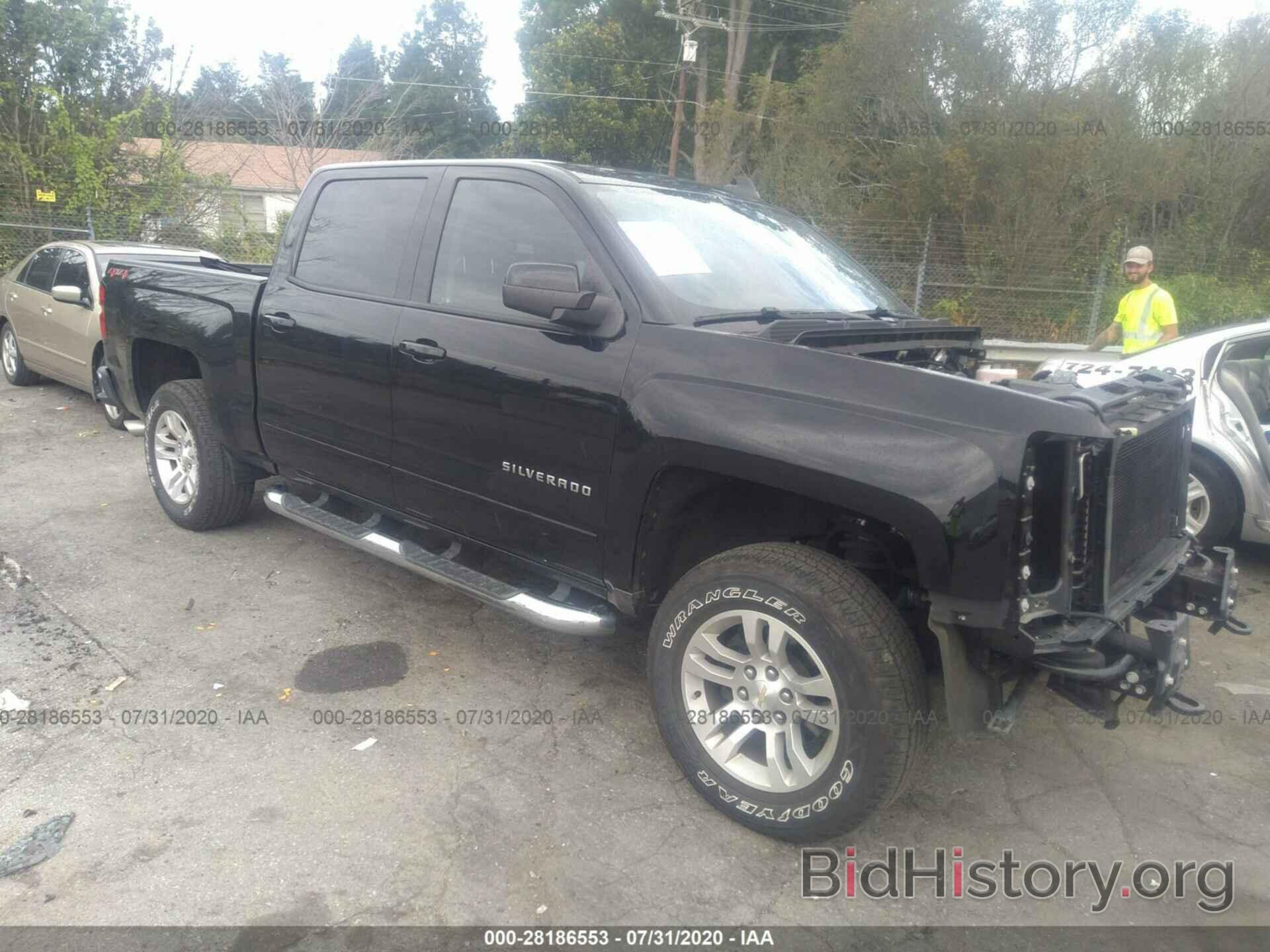 Photo 3GCUKREC4JG155795 - CHEVROLET SILVERADO 1500 2018