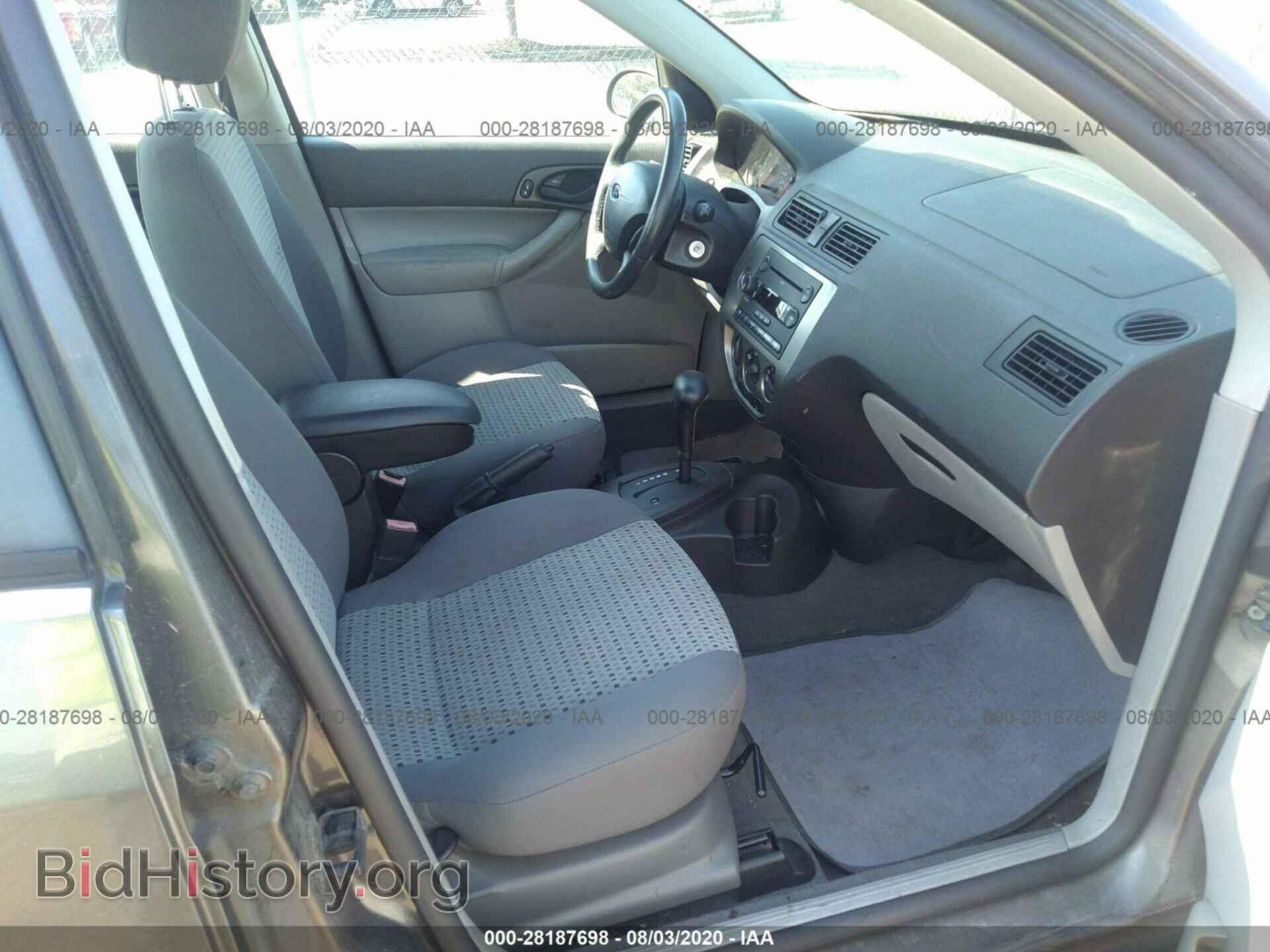 2006 FORD FOCUS - VIN: 1FAHP34N86W111221 - Фото 5