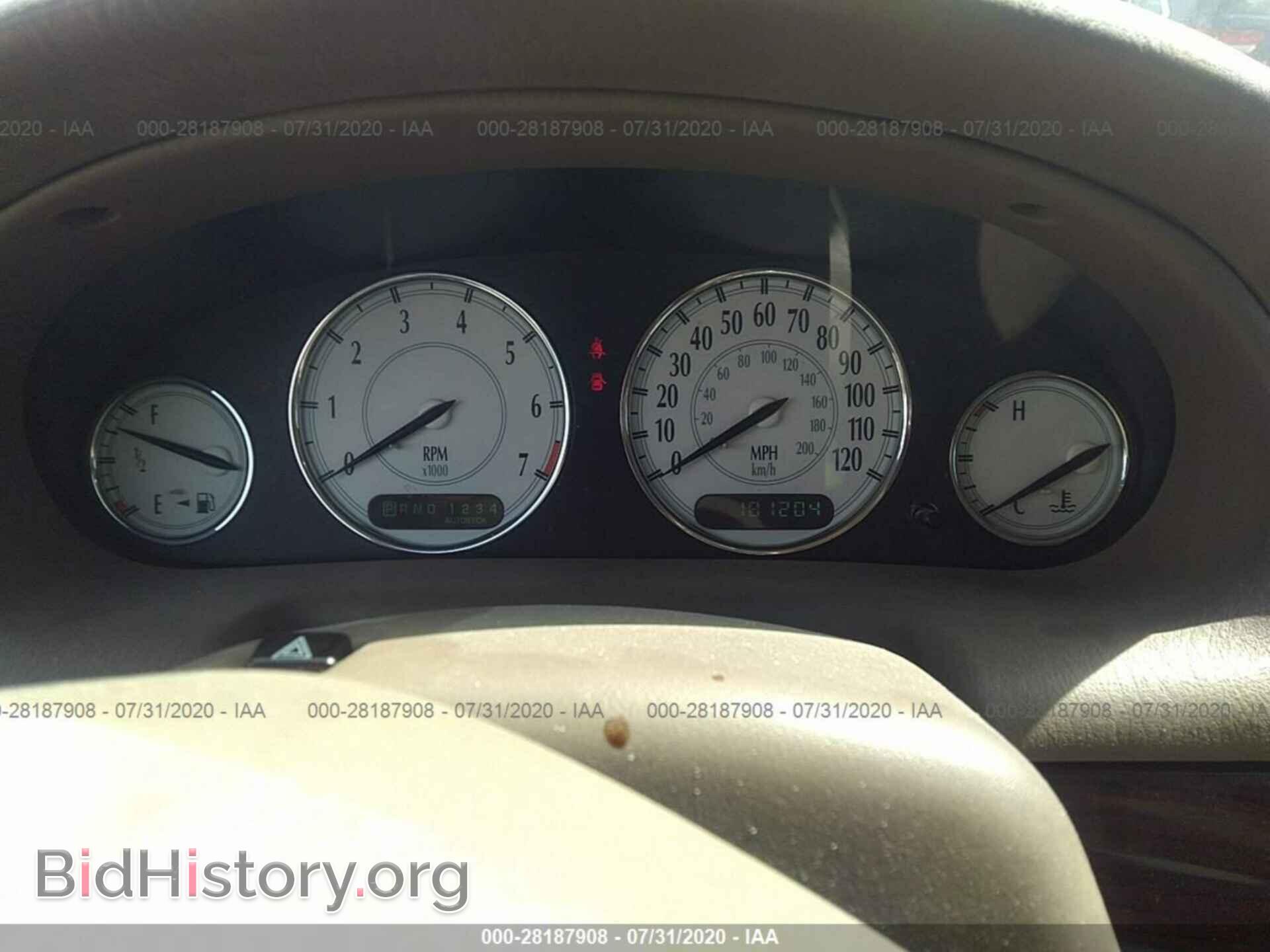 2001 CHRYSLER 300M - VIN: 2C3AE66G81H569600 - Фото 7
