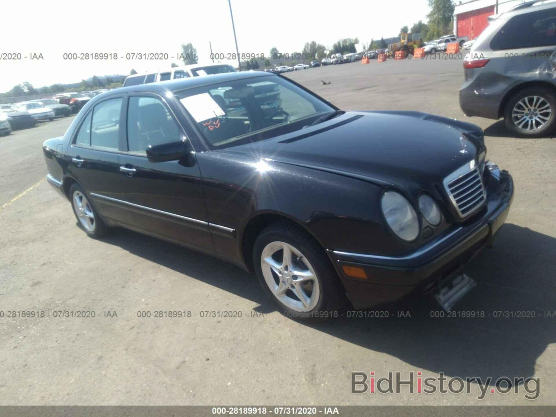 Photo WDBJF55F3VA418033 - MERCEDES-BENZ E-CLASS 1997