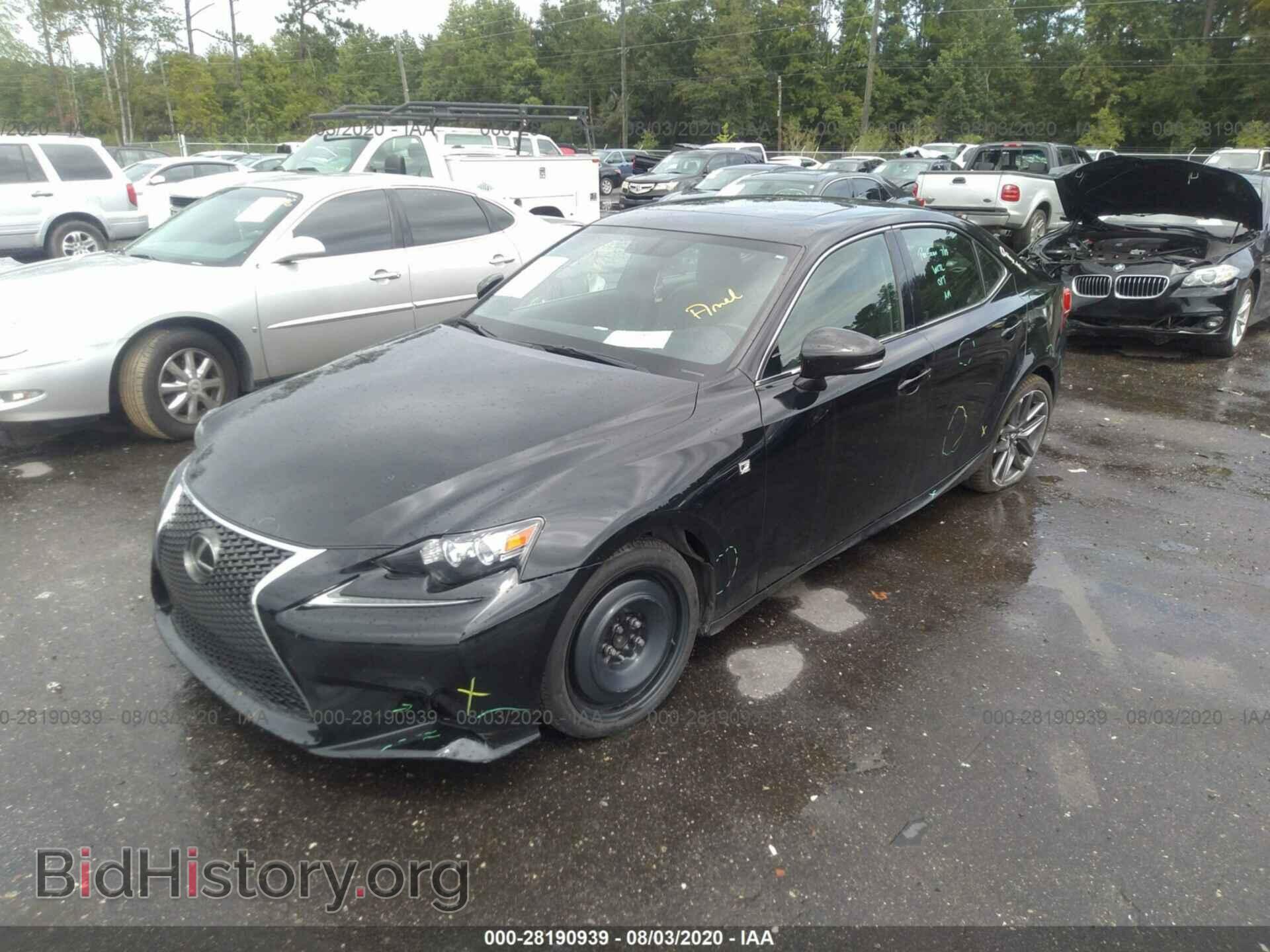 2016 LEXUS IS 200T - VIN: JTHBA1D26G5019834 - Фото 2