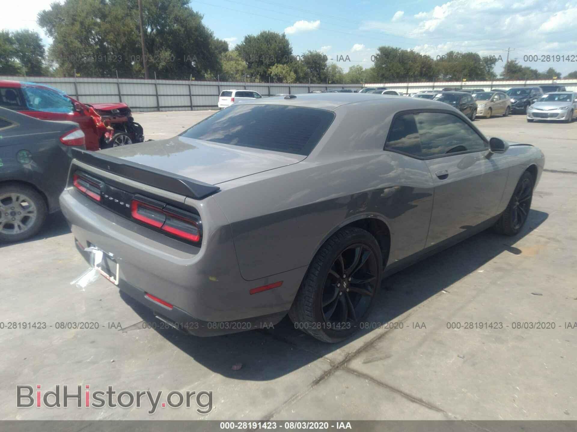 2018 DODGE CHALLENGER - VIN: 2C3CDZAG7JH305174 - Photo 4
