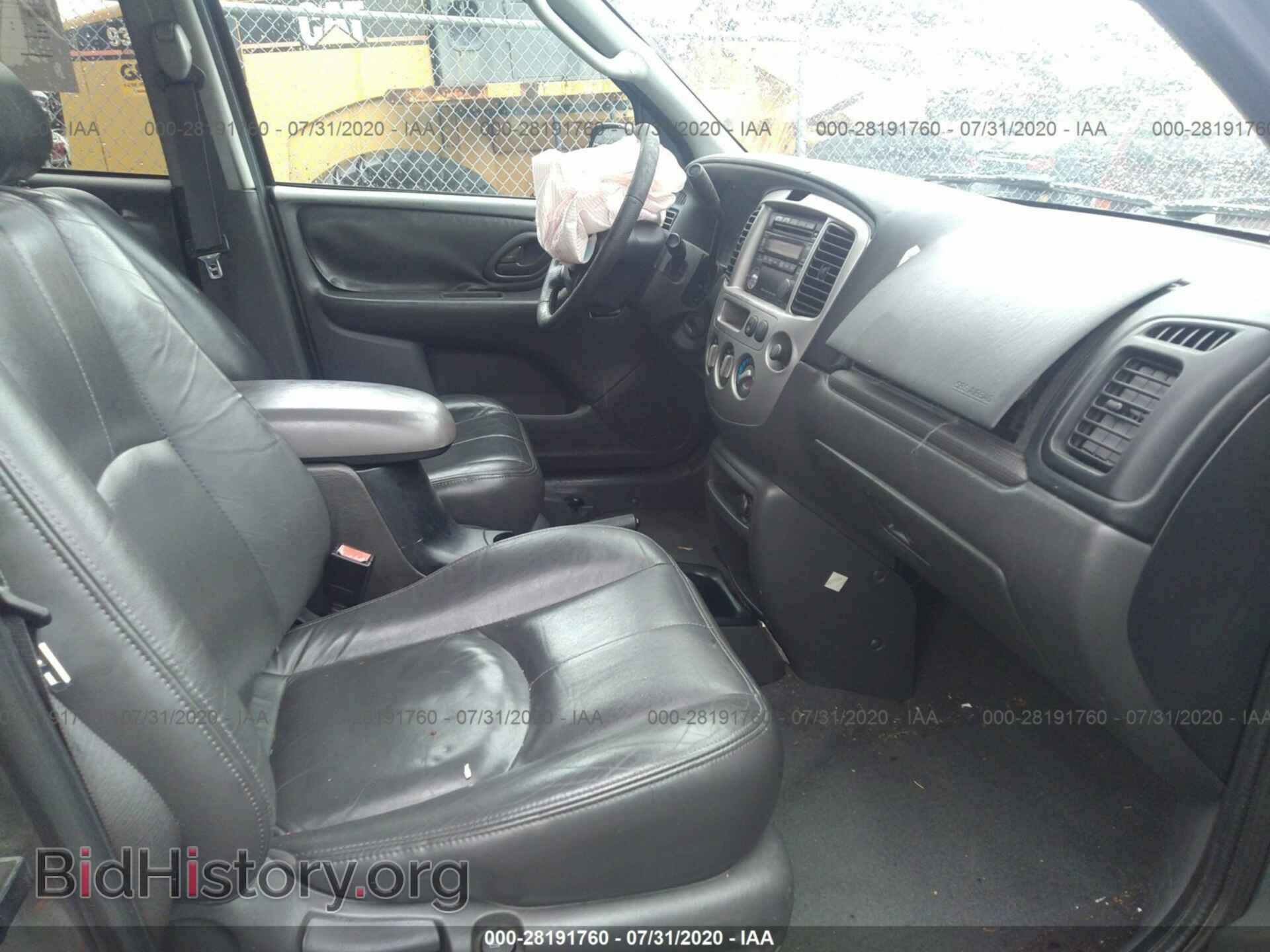 2004 MAZDA TRIBUTE - VIN: 4F2CZ06164KM19533 - Фото 5