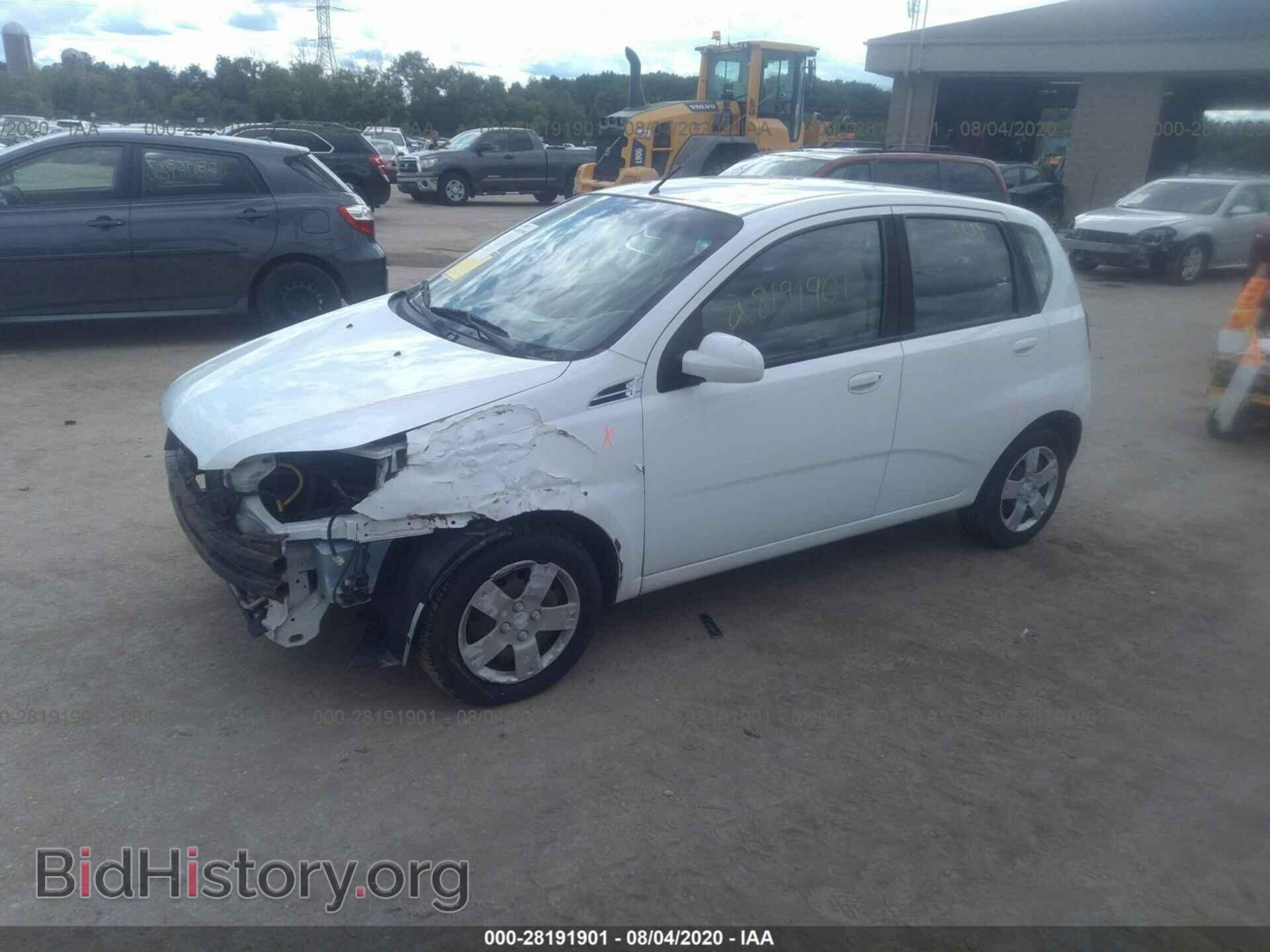 2011 CHEVROLET AVEO - VIN: KL1TD6DE4BB251757 - Фото 2