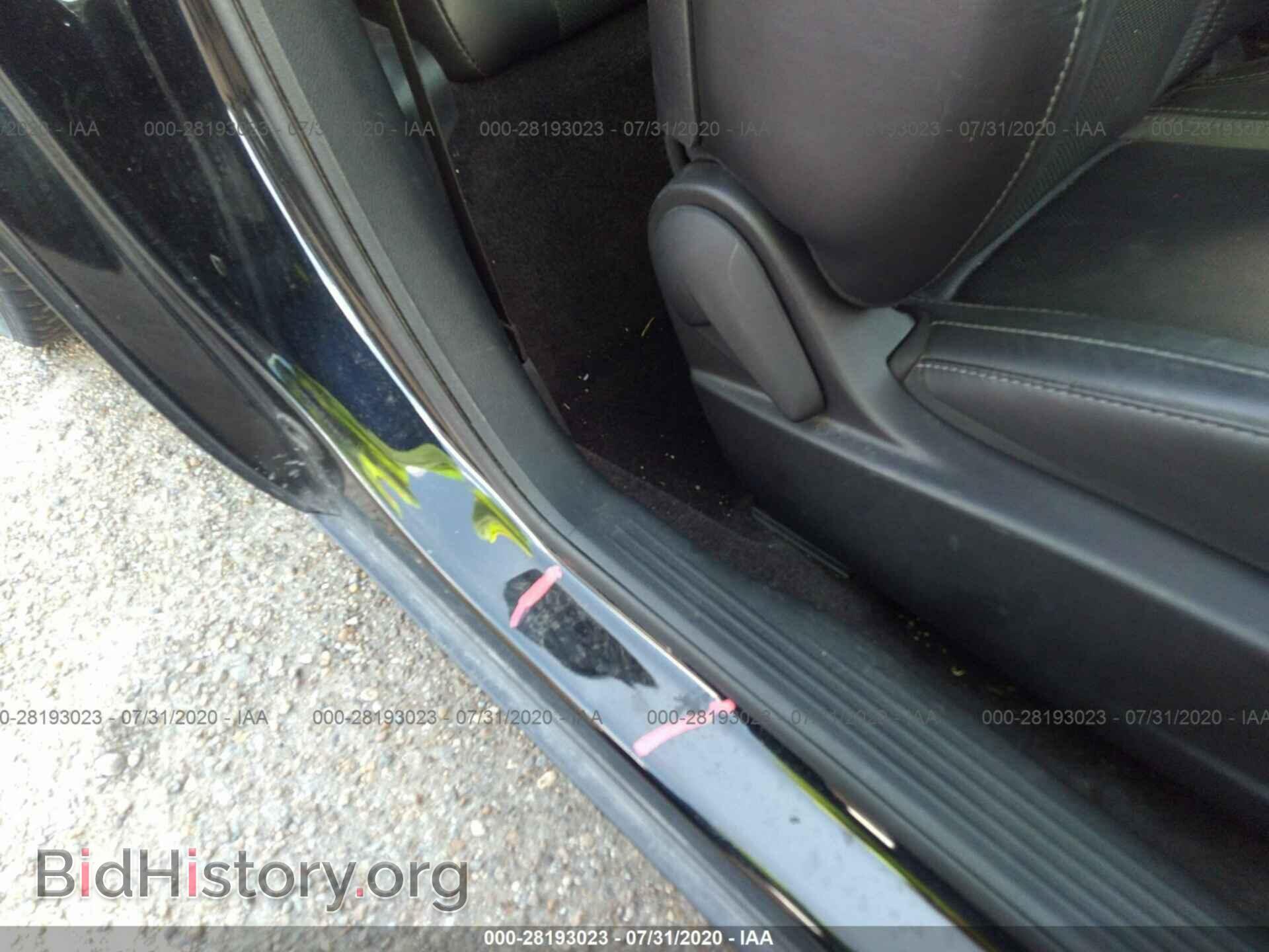2018 DODGE CHALLENGER - VIN: 2C3CDZAG9JH183241 - Photo 6