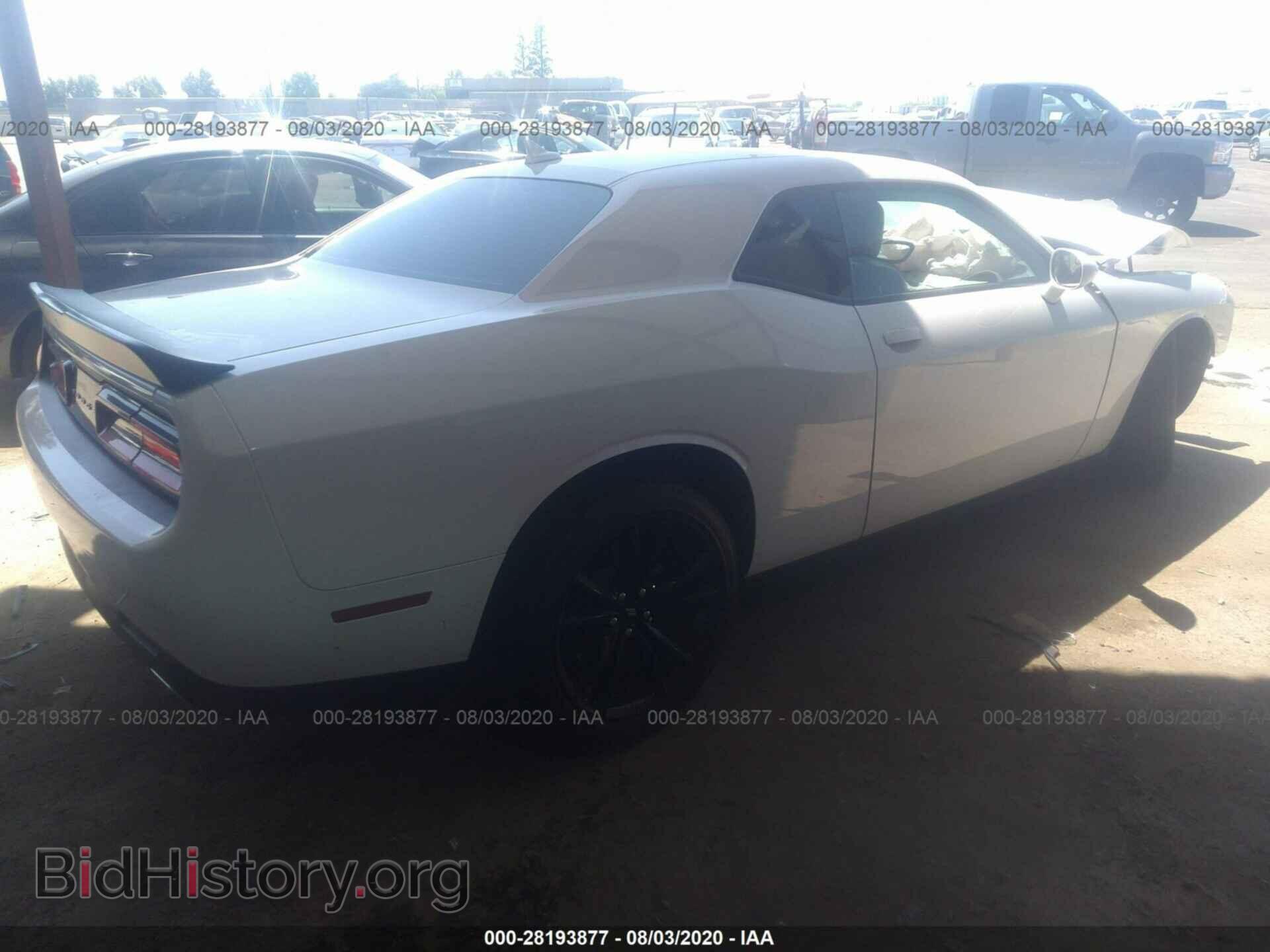 2018 DODGE CHALLENGER - VIN: 2C3CDZAG1JH132820 - Photo 4