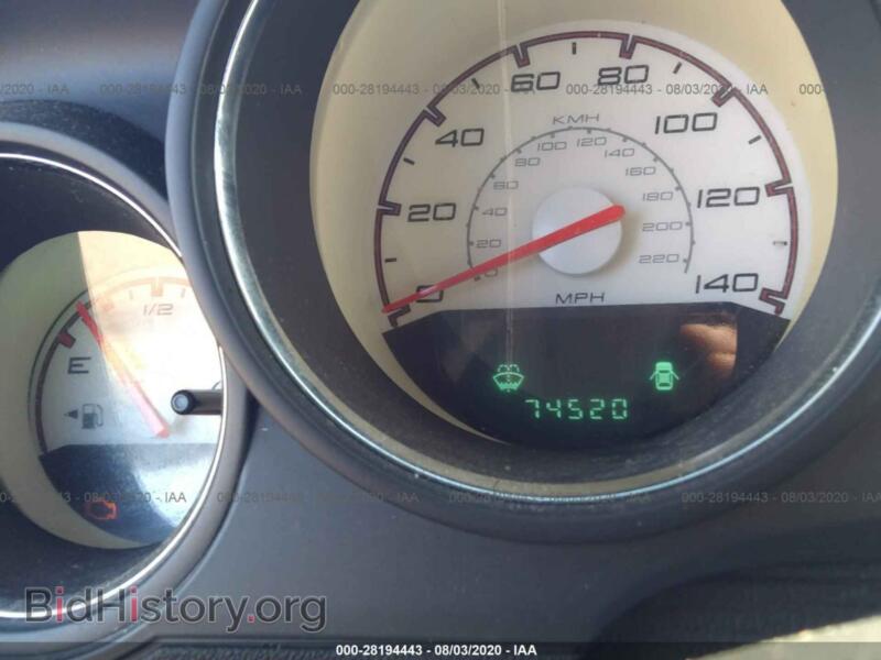 2010 Dodge CHALLENGER (VIN 2B3CJ4DV2AH151797) — photo 7 of 11