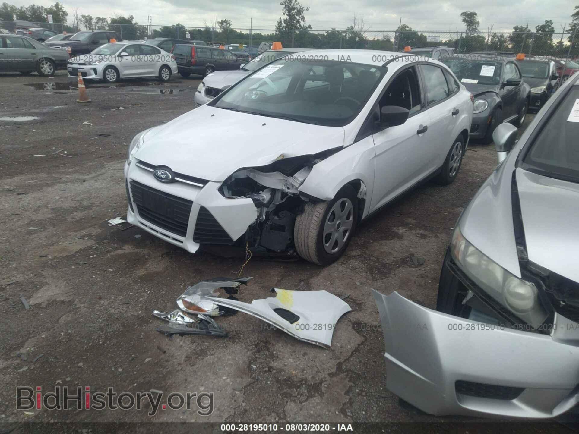 2013 FORD FOCUS - VIN: 1FADP3E25DL324175 - Photo 2