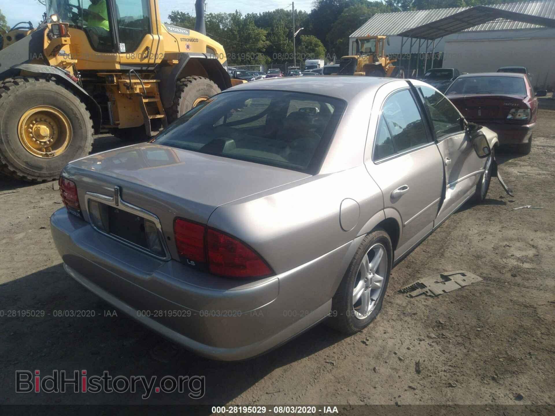 2001 LINCOLN LS - VIN: 1LNHM86S21Y708523 - Фото 4