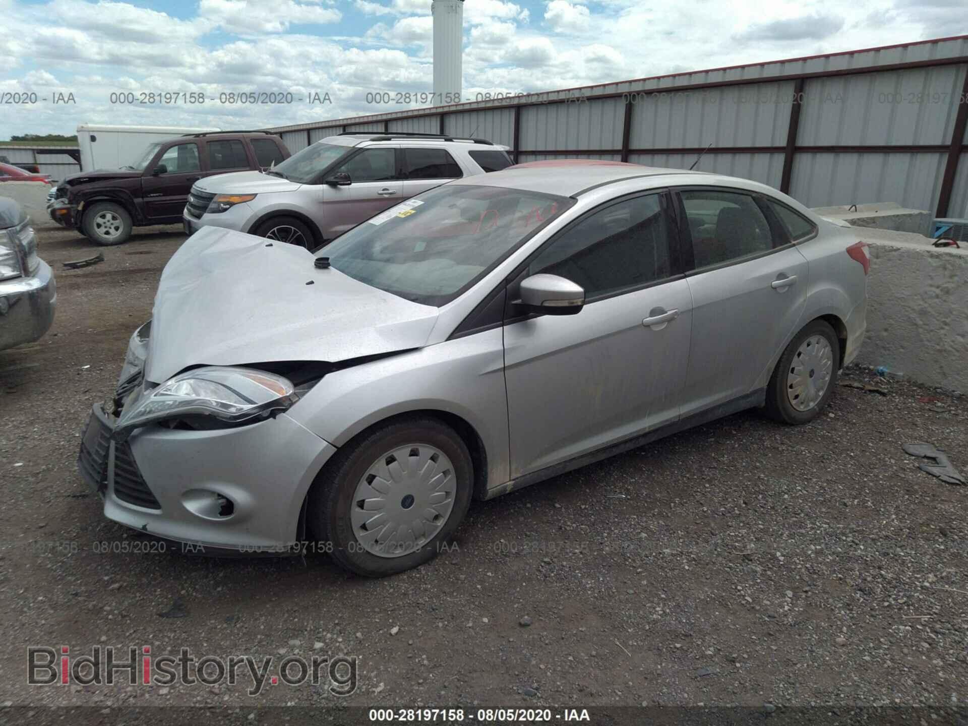 2014 FORD FOCUS - VIN: 1FADP3F28EL406692 - Фото 2