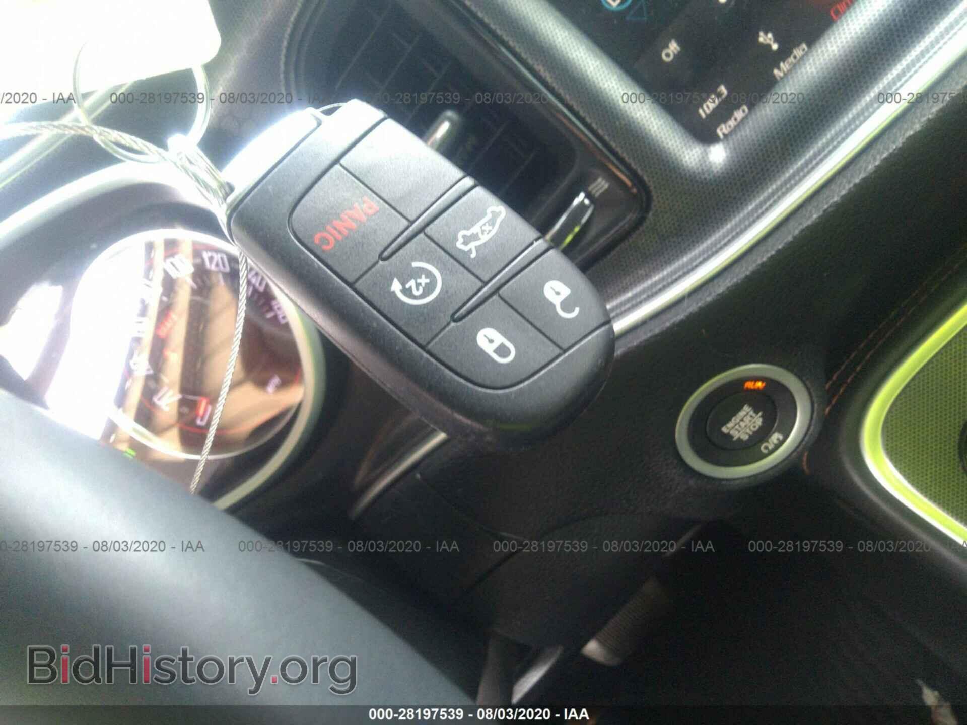 2018 DODGE CHALLENGER - VIN: 2C3CDZAG4JH219837 - Фото 11