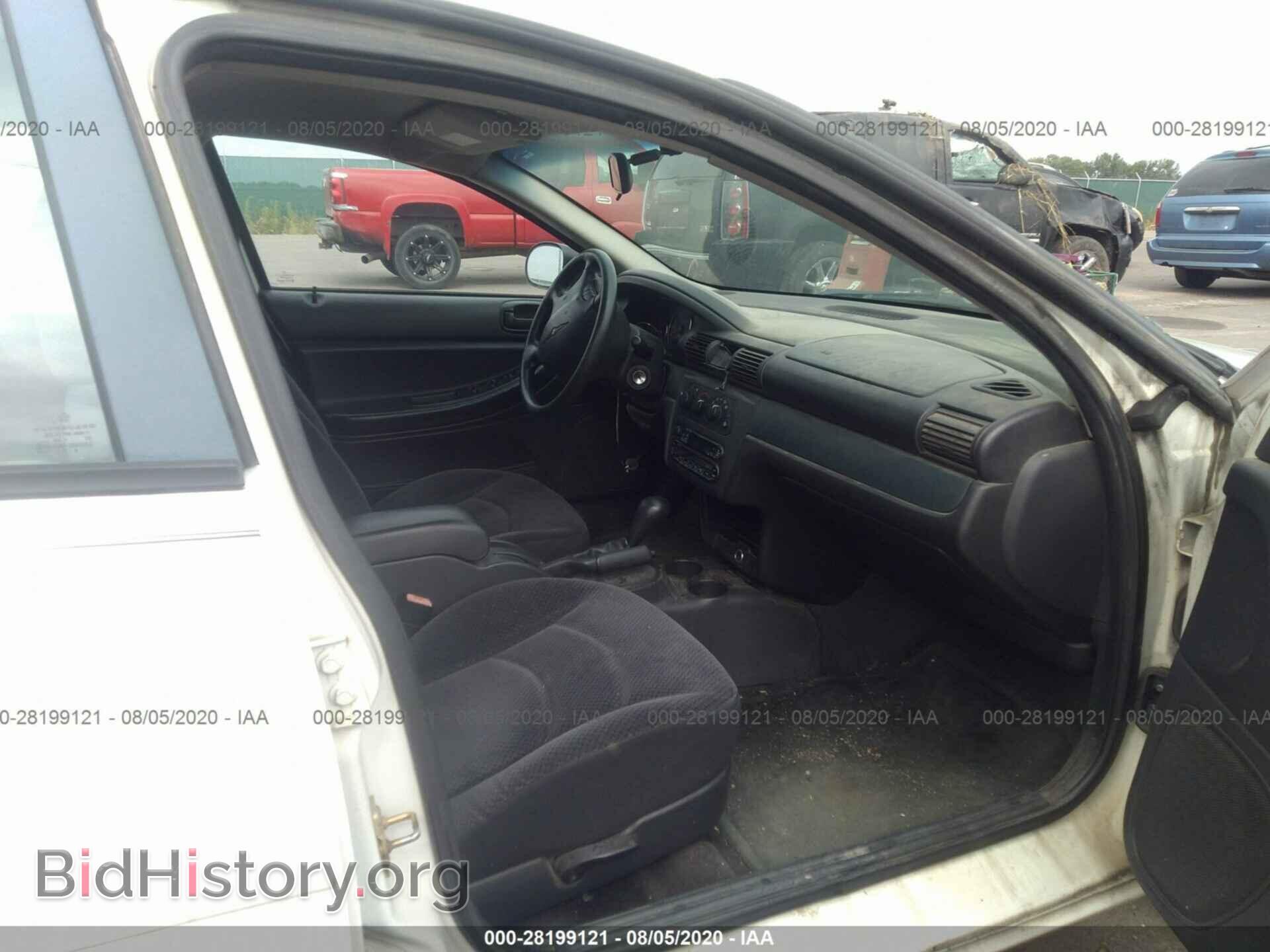 2004 CHRYSLER SEBRING - VIN: 1C3EL46X74N303430 - Photo 5