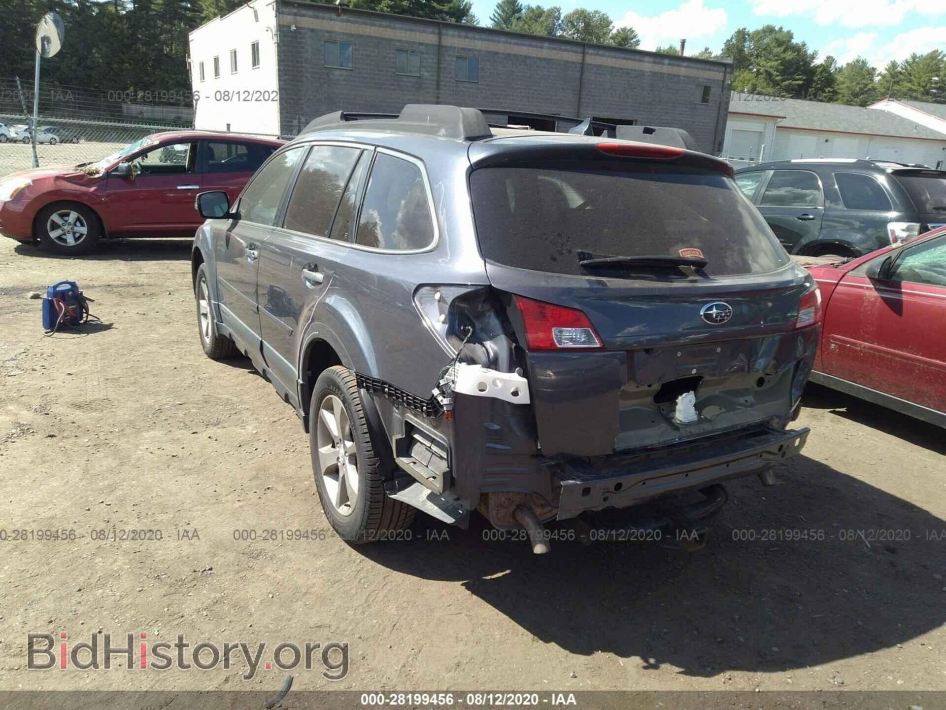 2014 SUBARU OUTBACK - VIN: 4S4BRDPC4E2262634 - Фото 3