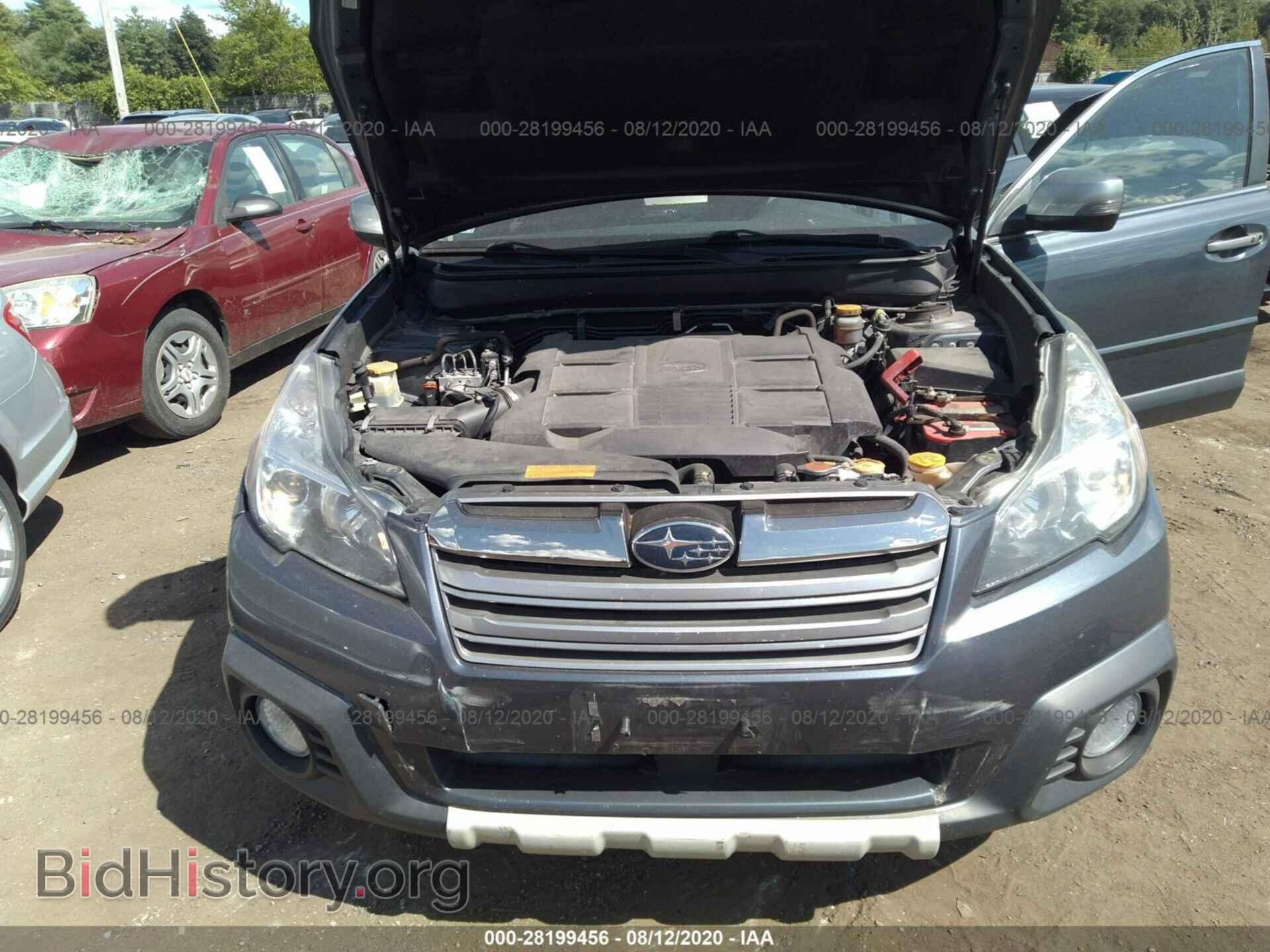 2014 SUBARU OUTBACK - VIN: 4S4BRDPC4E2262634 - Фото 10