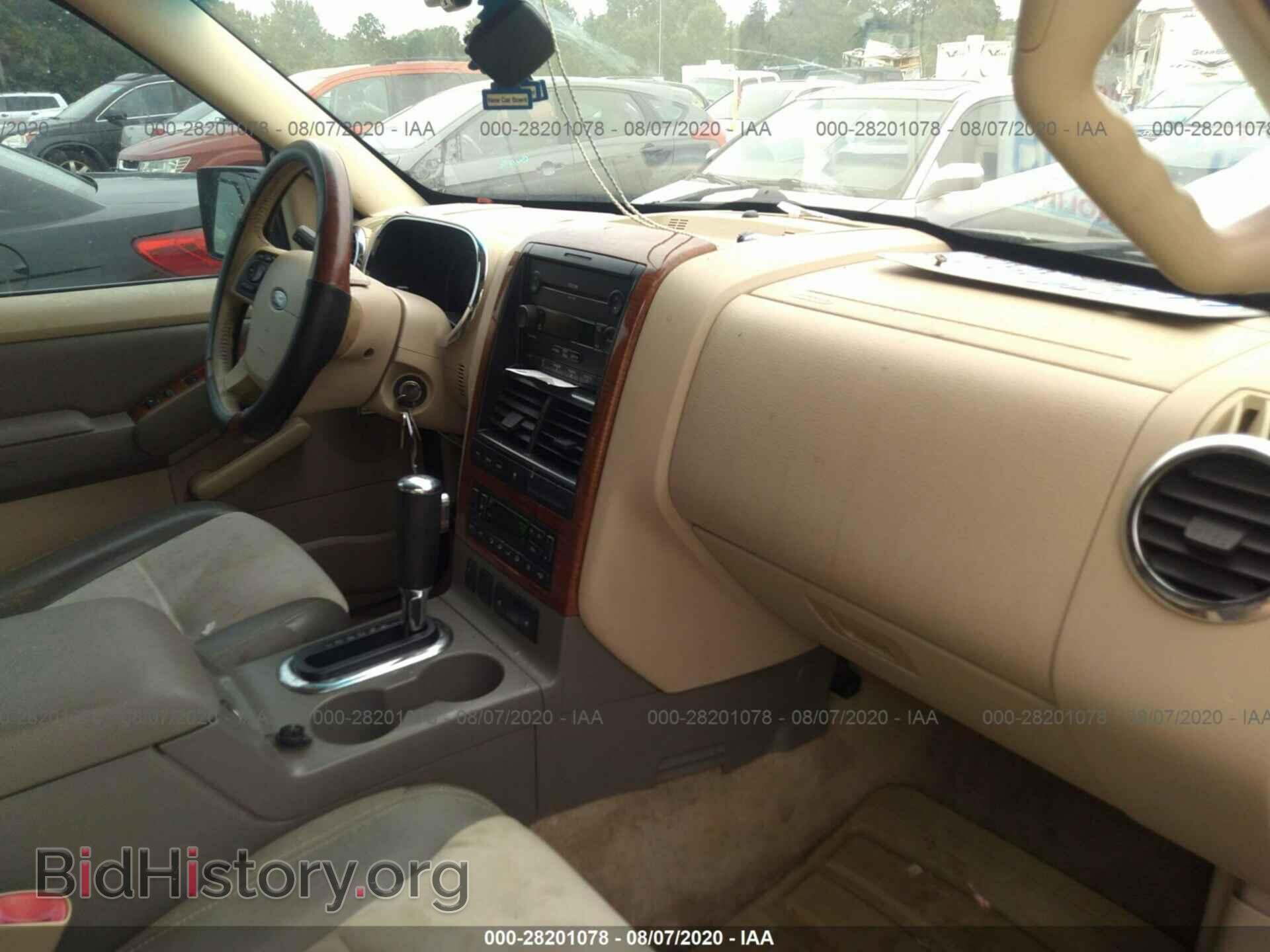 2006 FORD EXPLORER - VIN: 1FMEU64EX6UB67353 - Фото 5