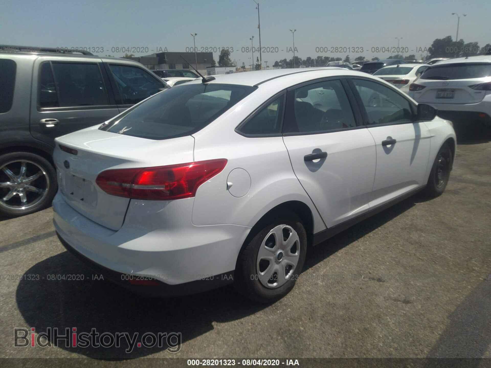 2017 FORD FOCUS - VIN: 1FADP3E22HL235900 - Photo 4