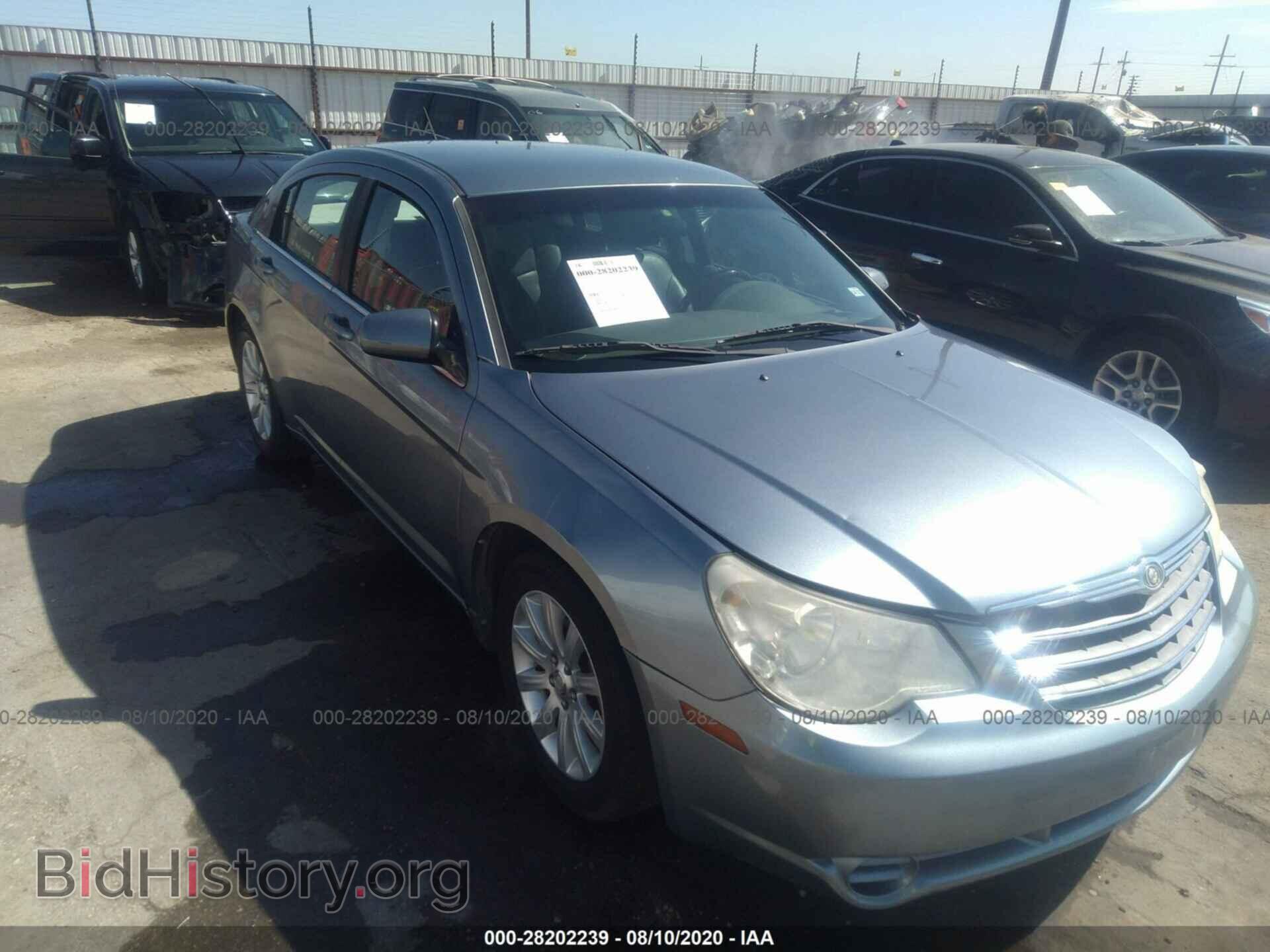 2010 CHRYSLER SEBRING - VIN: 1C3CC5FB1AN180690 - Фото 6