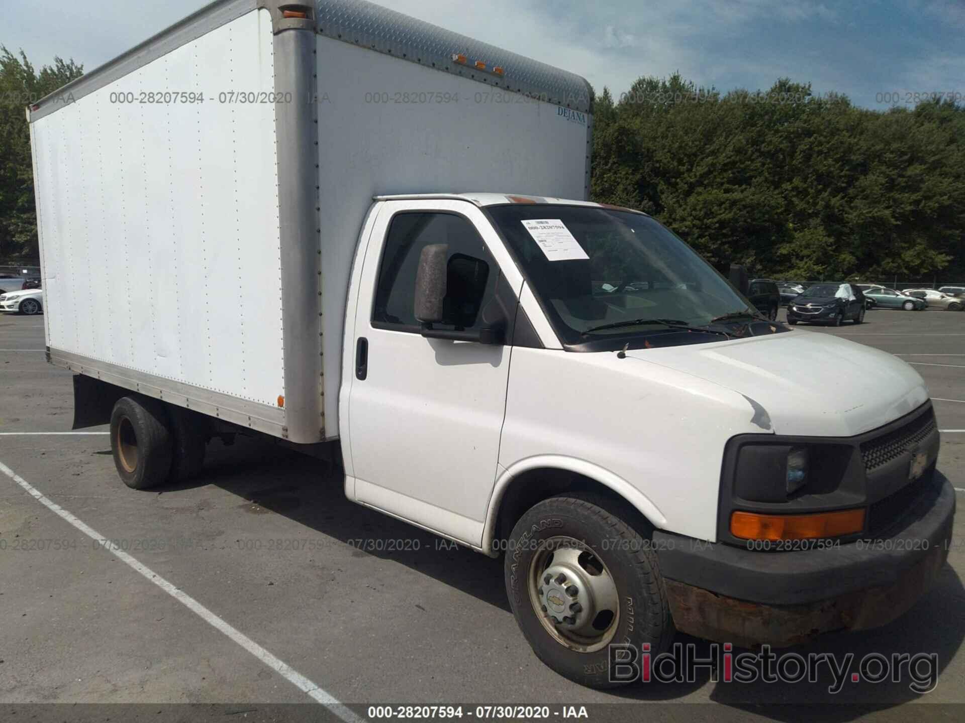 Photo 1GBJG31U661136952 - CHEVROLET EXPRESS COMMERCIAL 2006
