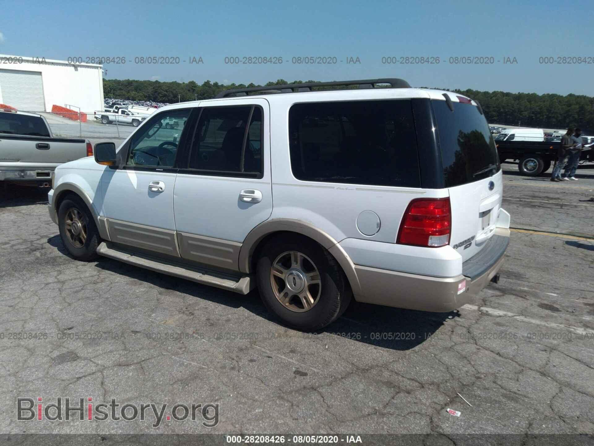 2005 FORD EXPEDITION - VIN: 1FMFU17575LA79674 - Фото 3