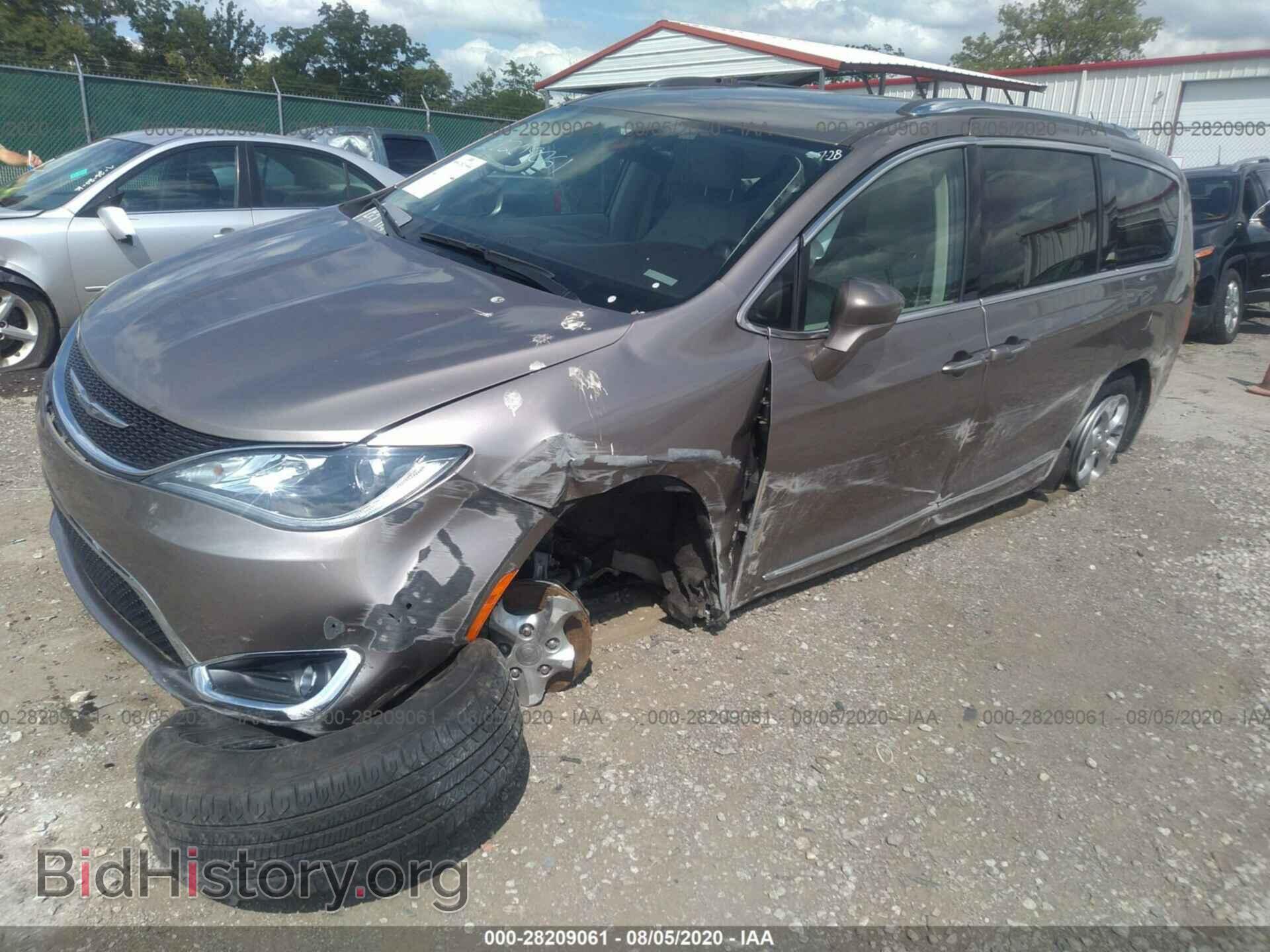 2017 CHRYSLER PACIFICA - VIN: 2C4RC1EG0HR594410 - Фото 2