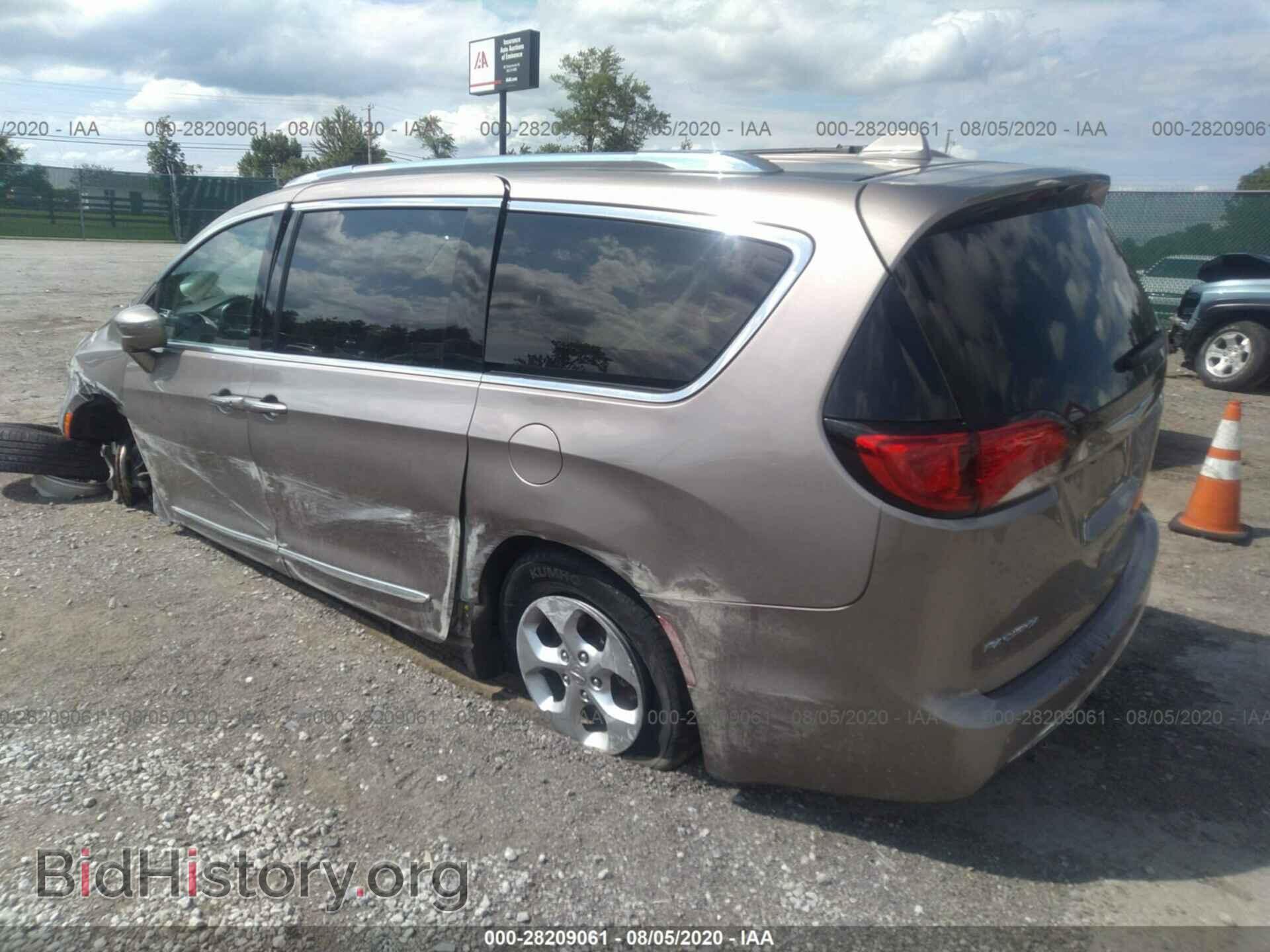 2017 CHRYSLER PACIFICA - VIN: 2C4RC1EG0HR594410 - Фото 3