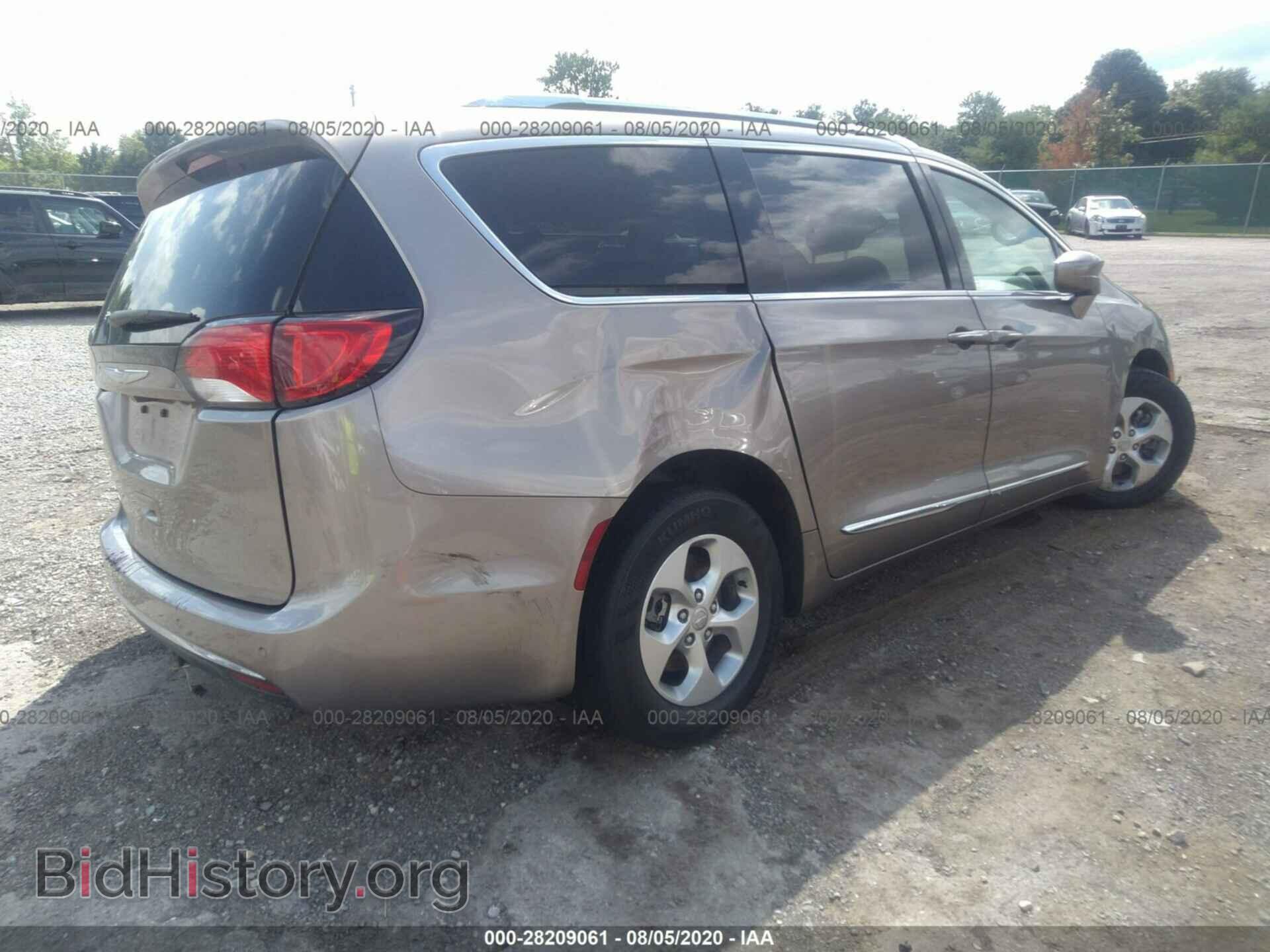2017 CHRYSLER PACIFICA - VIN: 2C4RC1EG0HR594410 - Фото 4