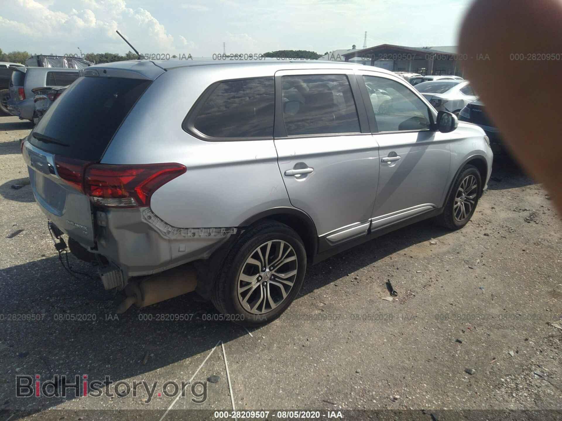 2016 MITSUBISHI OUTLANDER - VIN: JA4AD3A38GZ014375 - Фото 4