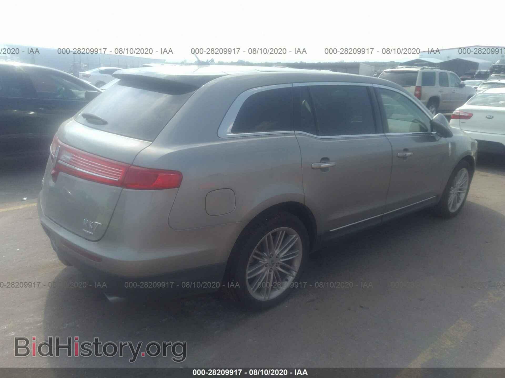 2015 LINCOLN MKT - VIN: 2LMHJ5AT4FBL04803 - Фото 4
