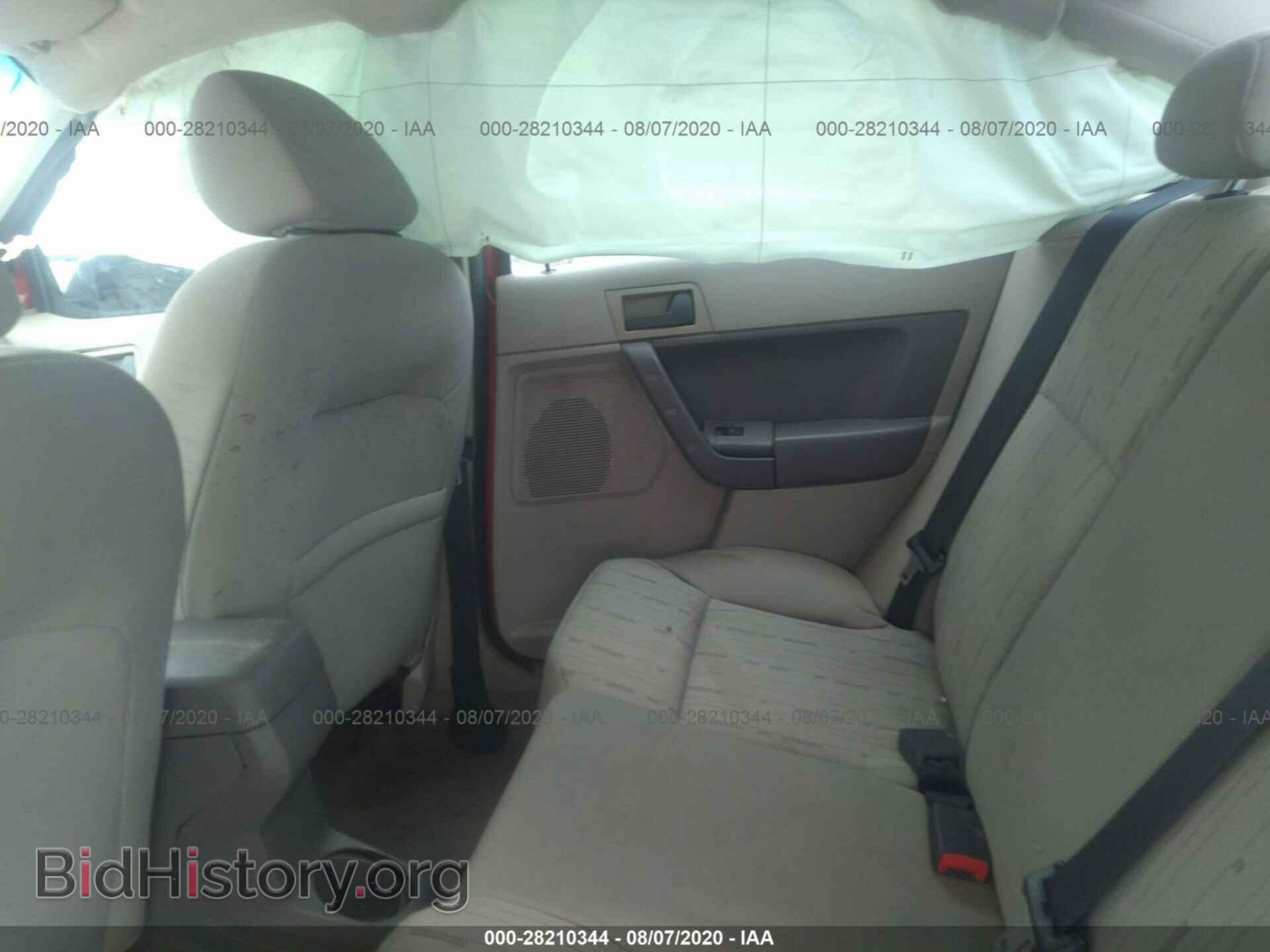 2011 FORD FOCUS - VIN: 1FAHP3FN0BW166088 - Фото 8