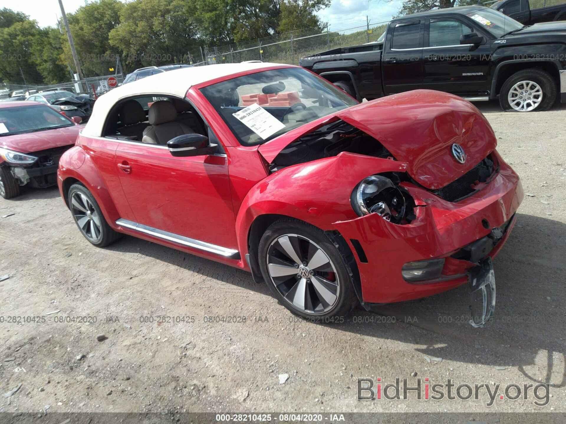 Photo 3VW7A7AT1DM802182 - VOLKSWAGEN BEETLE CONVERTIBLE 2013