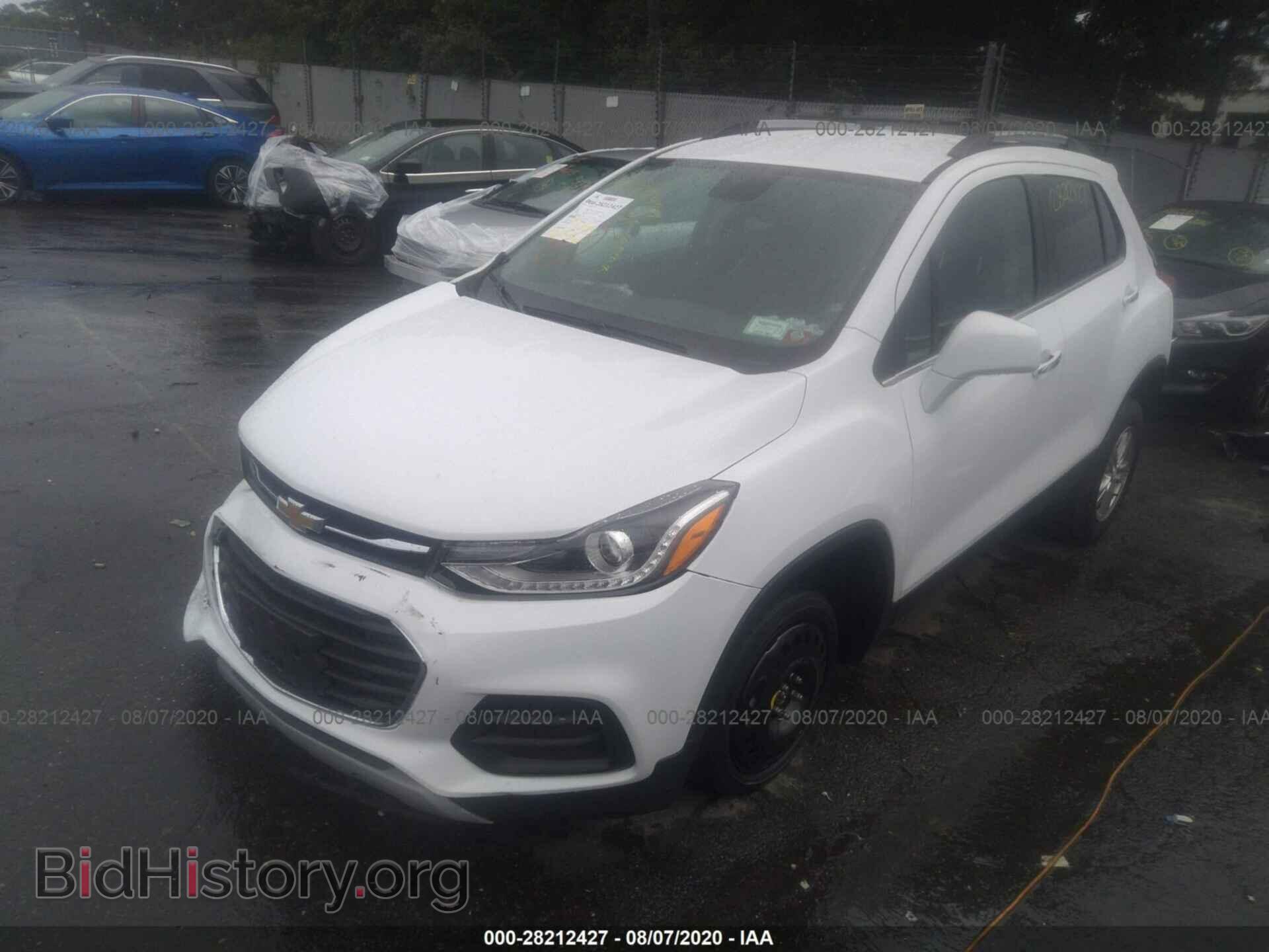 2019 CHEVROLET TRAX - VIN: 3GNCJPSB0KL211486 - Фото 2