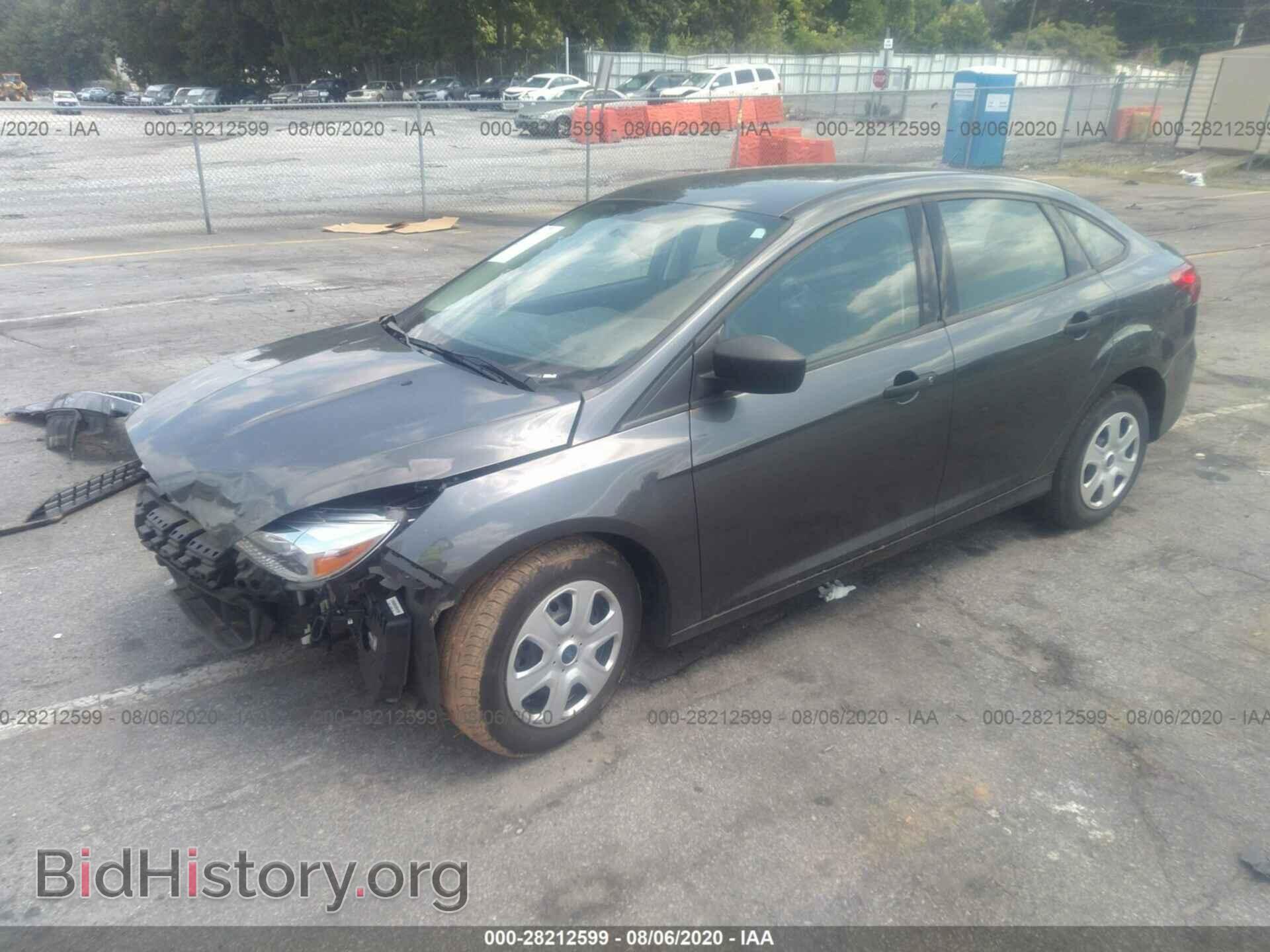 2018 FORD FOCUS - VIN: 1FADP3E24JL238268 - Фото 2
