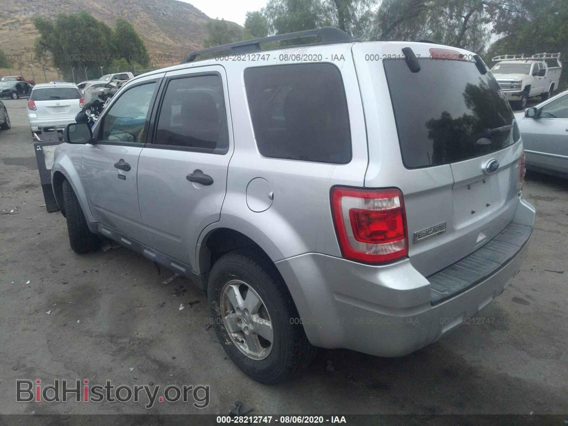 2012 FORD ESCAPE - VIN: 1FMCU9D7XCKB32491 - Фото 3