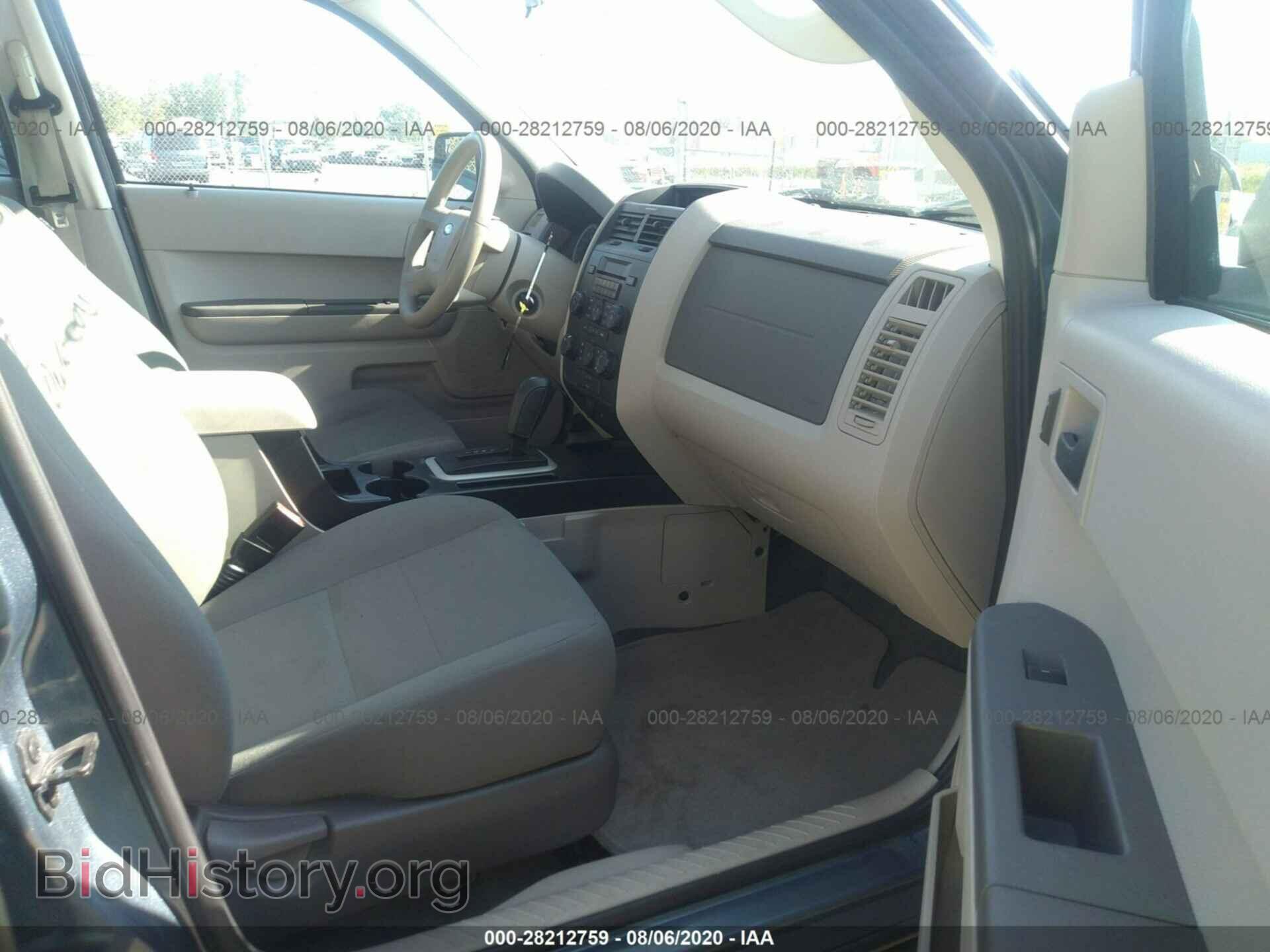2011 FORD ESCAPE - VIN: 1FMCU0C78BKC22279 - Фото 5