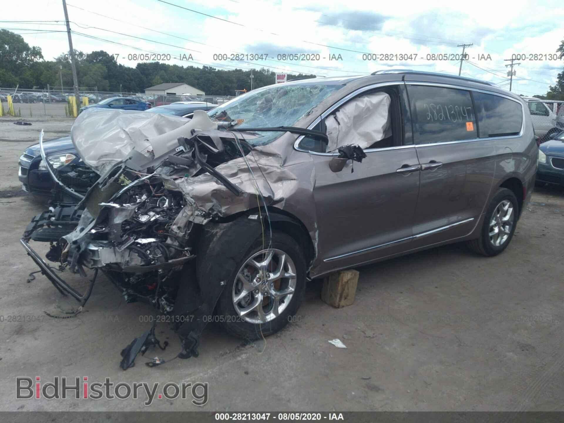 2018 CHRYSLER PACIFICA - VIN: 2C4RC1GG3JR256793 - Фото 2