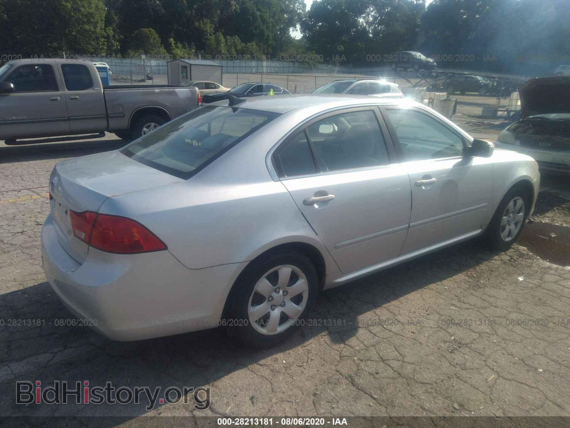 2010 KIA OPTIMA - VIN: KNAGG4A82A5437442 - Фото 4