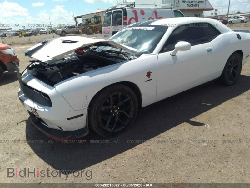 2019 Dodge CHALLENGER (VIN 2C3CDZBT6KH512197) — photo 2 of 11
