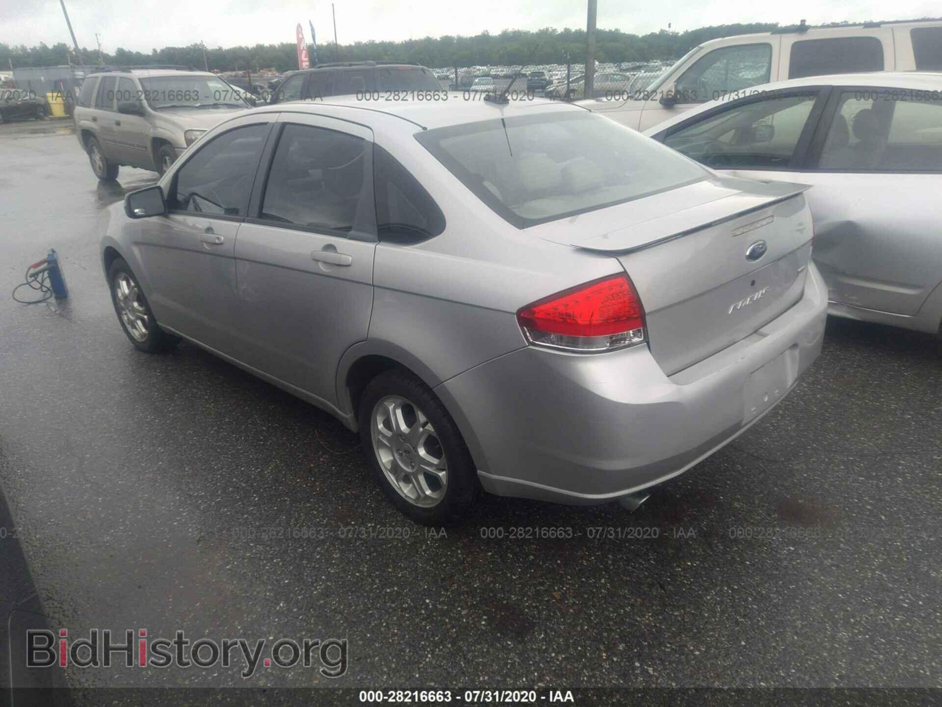 2009 FORD FOCUS - VIN: 1FAHP36NX9W263177 - Фото 3