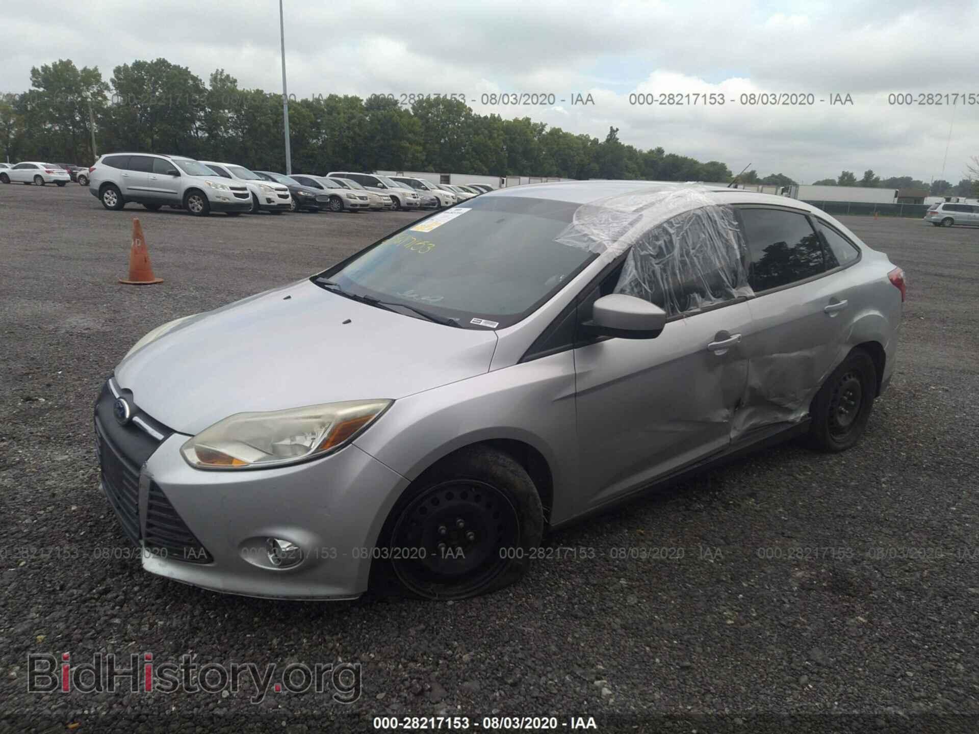 2012 FORD FOCUS - VIN: 1FAHP3F21CL186603 - Фото 2