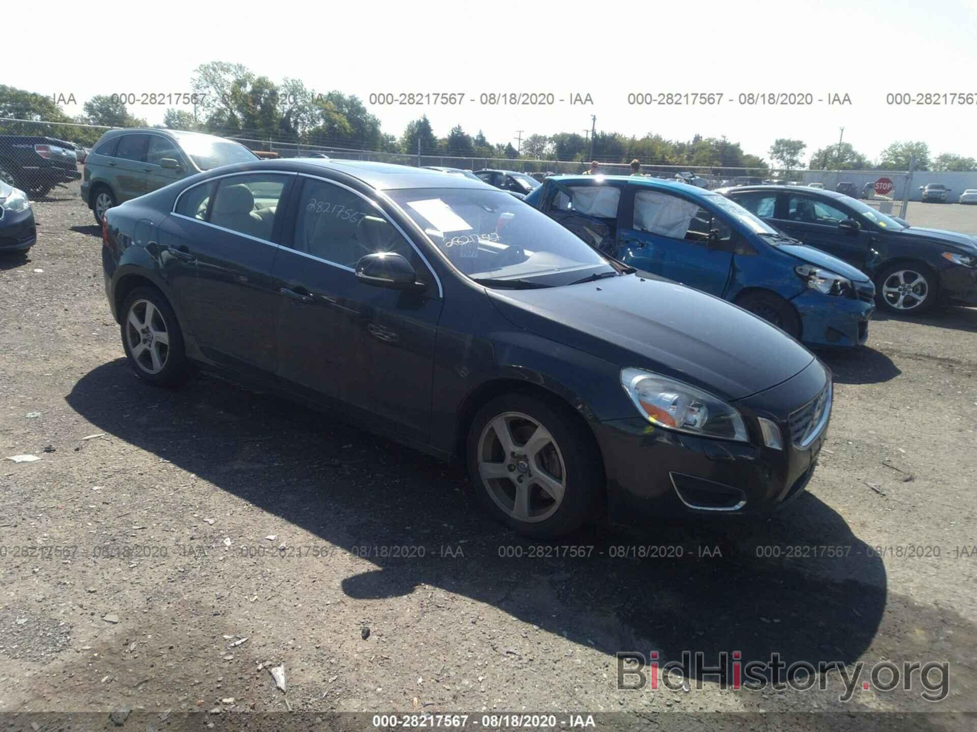 Photo YV1612FS7D1223349 - VOLVO S60 2013