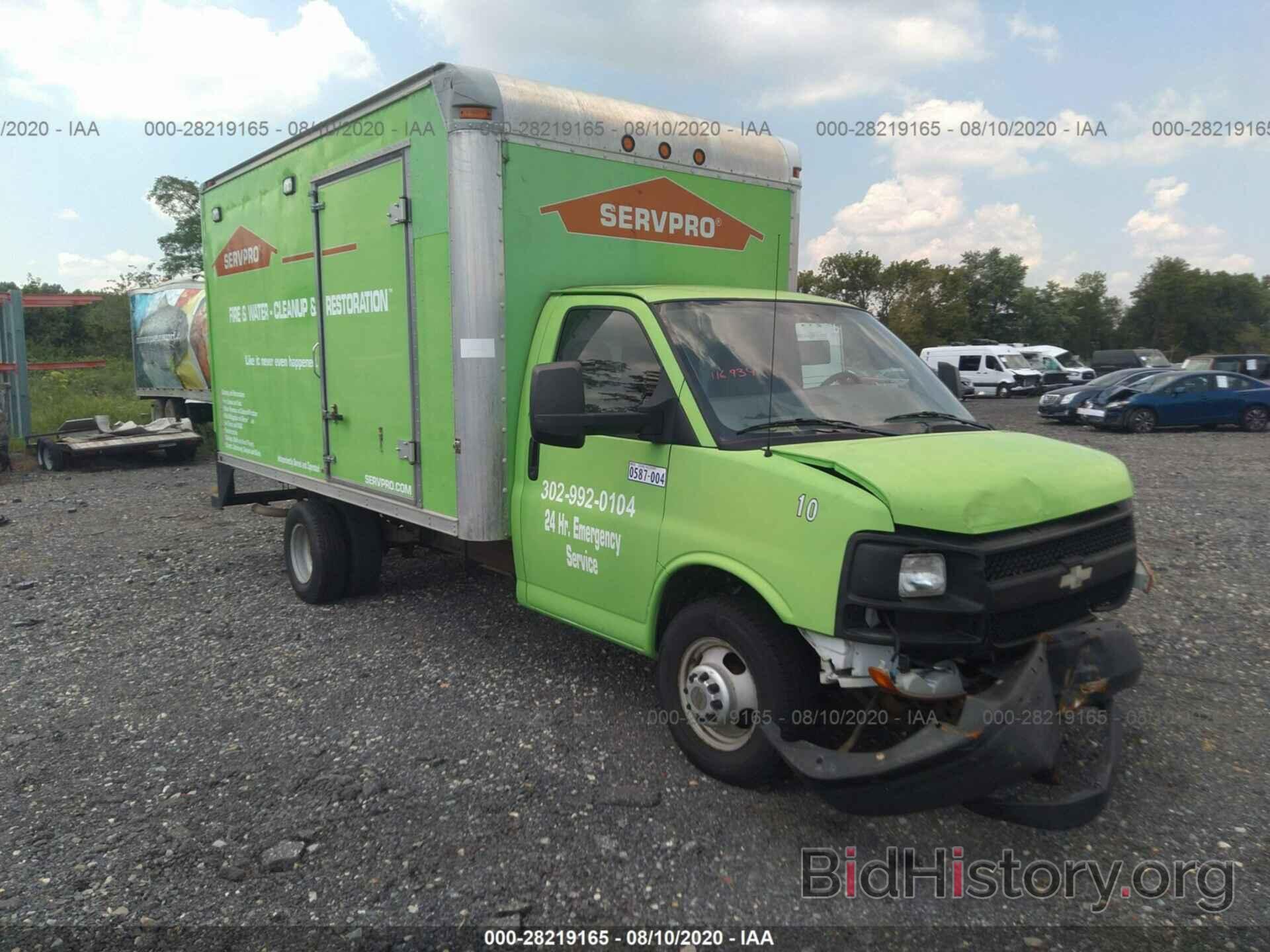 Photo 1GBJG31K781111950 - CHEVROLET EXPRESS COMMERCIAL 2008