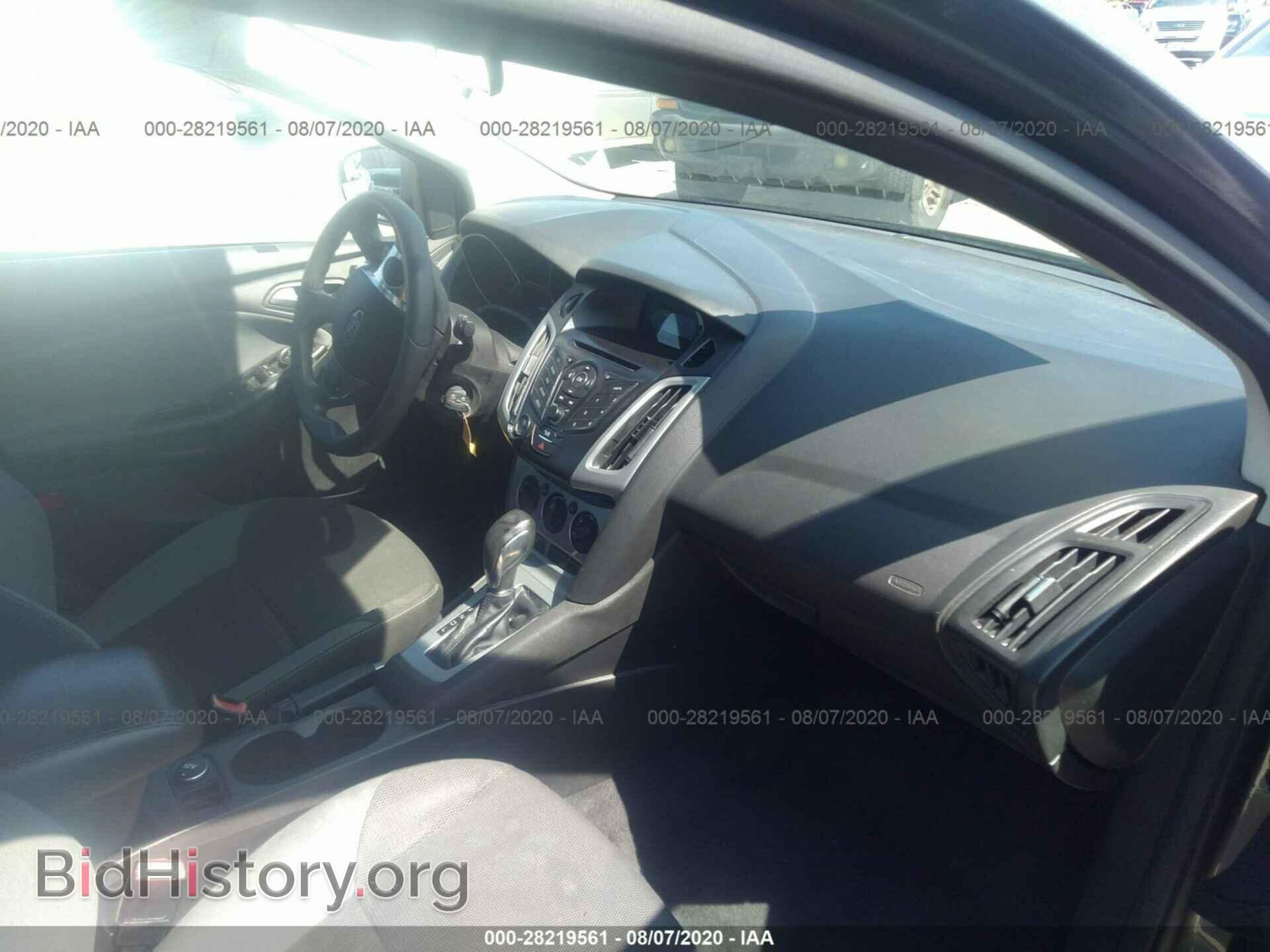 2012 FORD FOCUS - VIN: 1FAHP3F28CL323813 - Photo 5