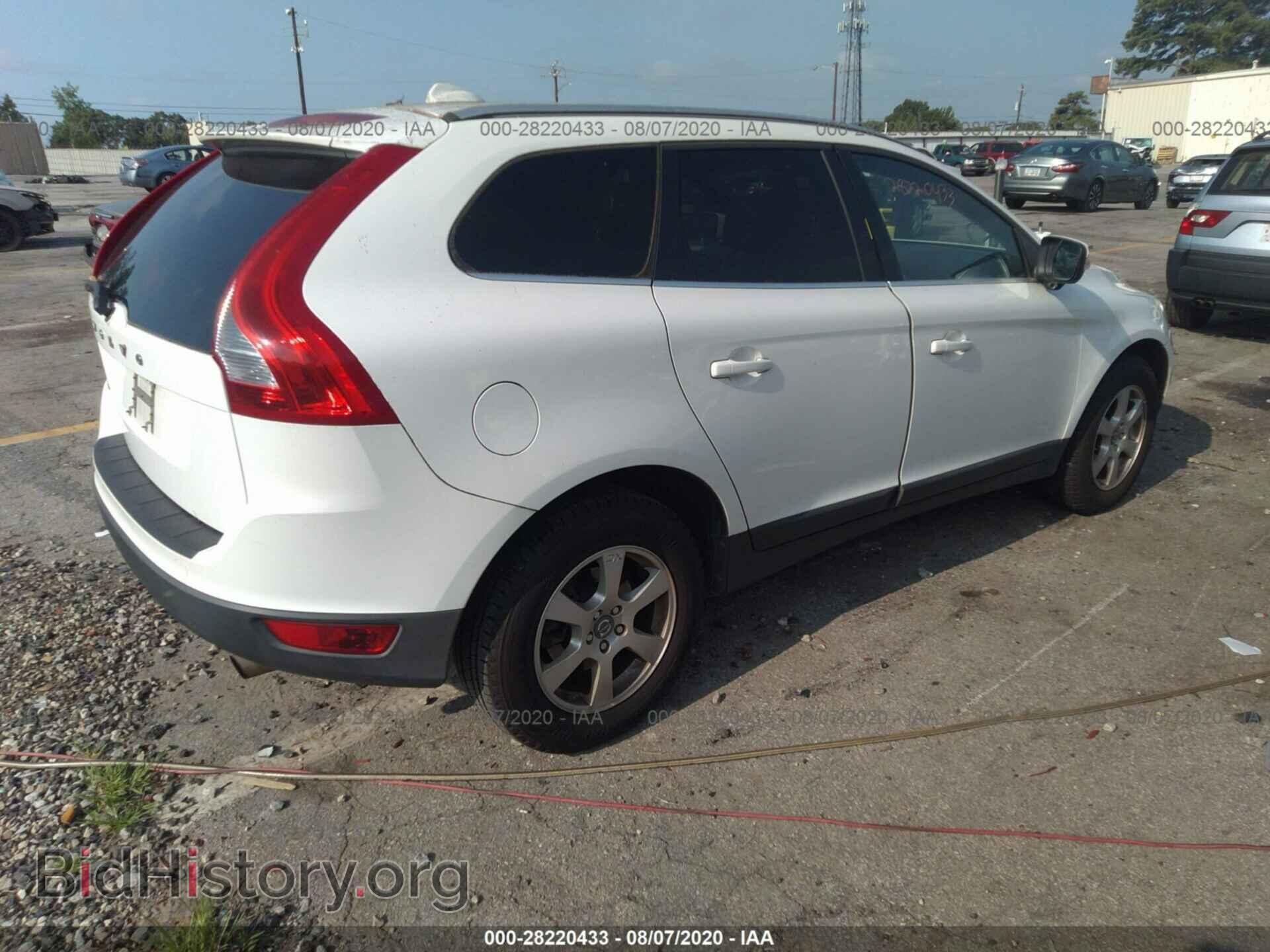 2011 VOLVO XC60 - VIN: YV4952DL2B2183284 - Фото 4