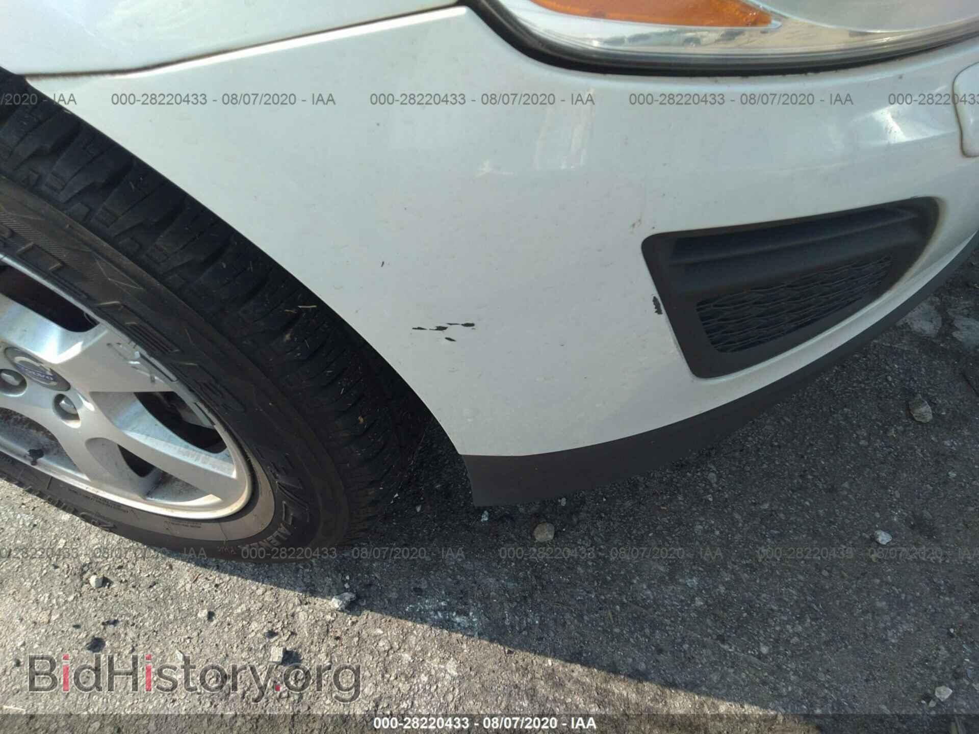 2011 VOLVO XC60 - VIN: YV4952DL2B2183284 - Фото 6